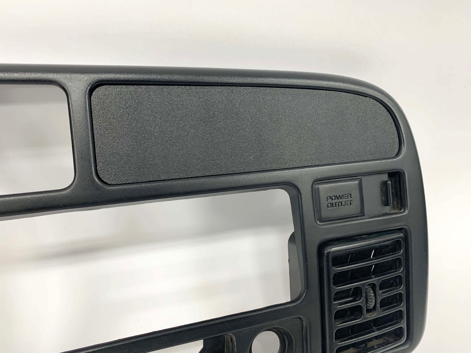 Ram 94-97 Cup Holder Switch Plate