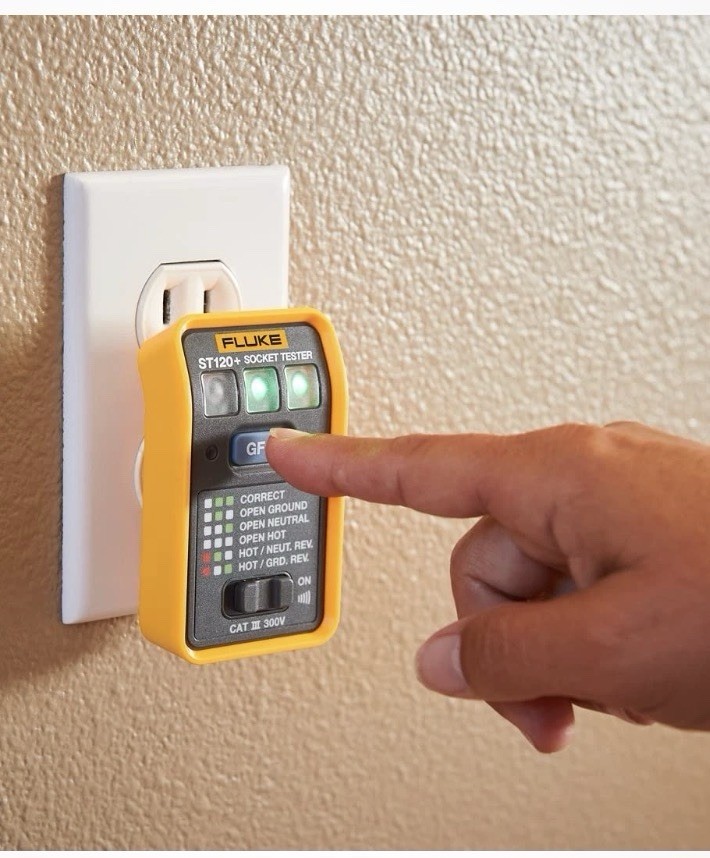 Fluke ST120+ GFCI Socket Tester with Audible Beeper - Open Box