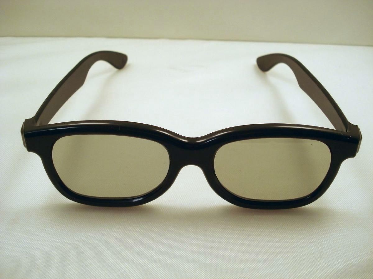 4 Pair Passive 3D Glass with Polarized Plastic Lenses for Vizio LG 3D glasses