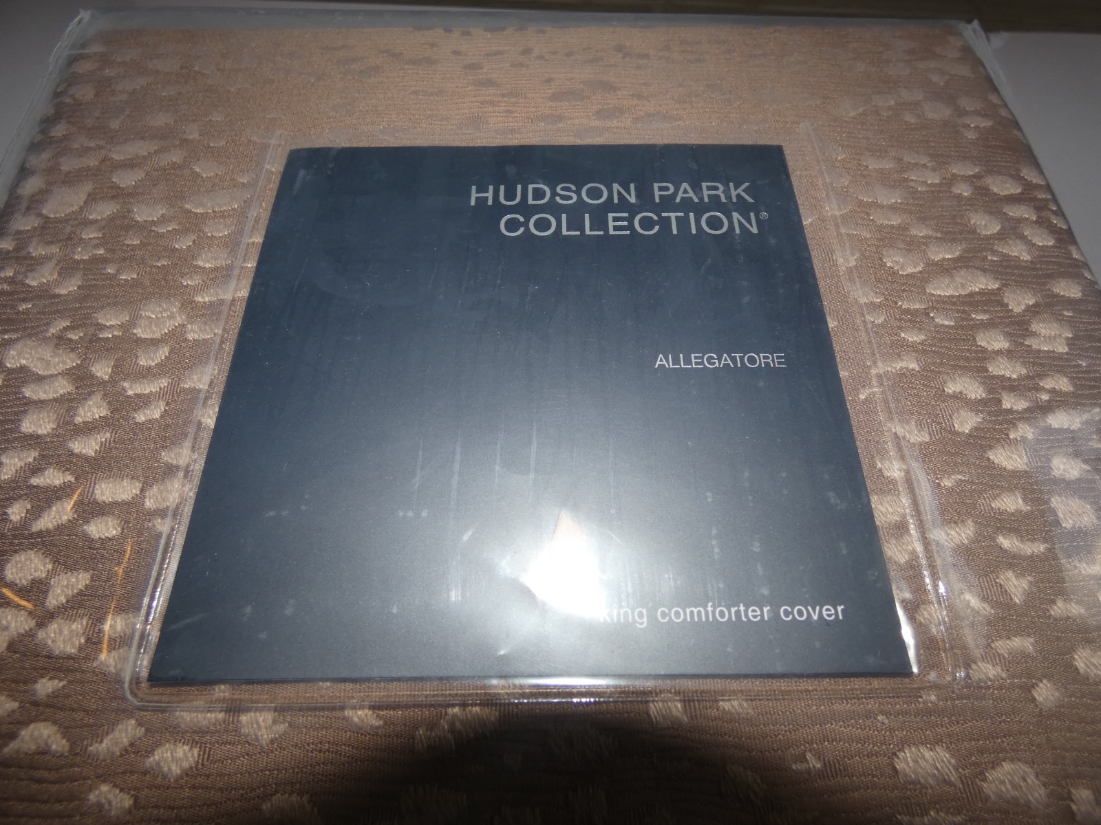 New Hudson Park Collection King Comforter Cover Allegatore Duvet
