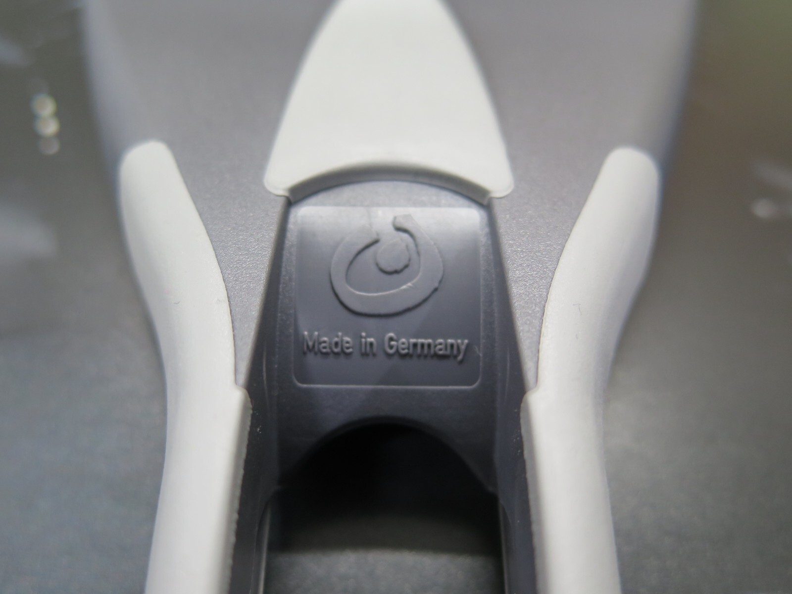 OEM BMW/MINI ICE SCRAPER 83192329713