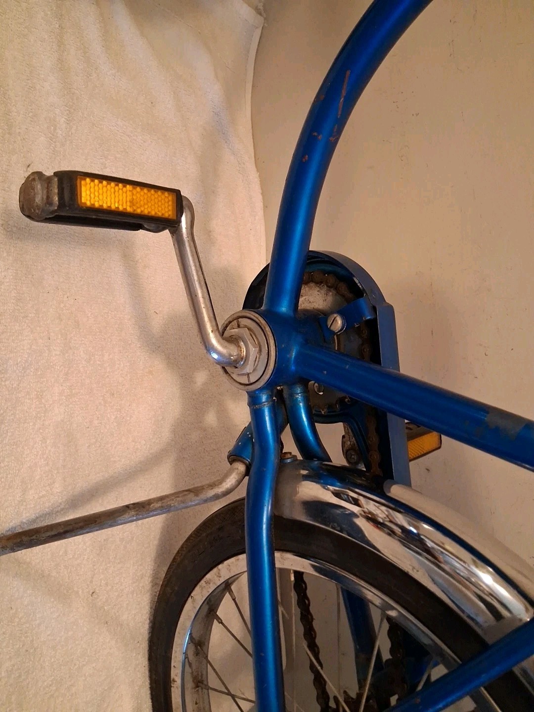 Vintage Schwinn Stingray Pixie 16" Wheel Bike & Blue Sparkle Replacement Seat