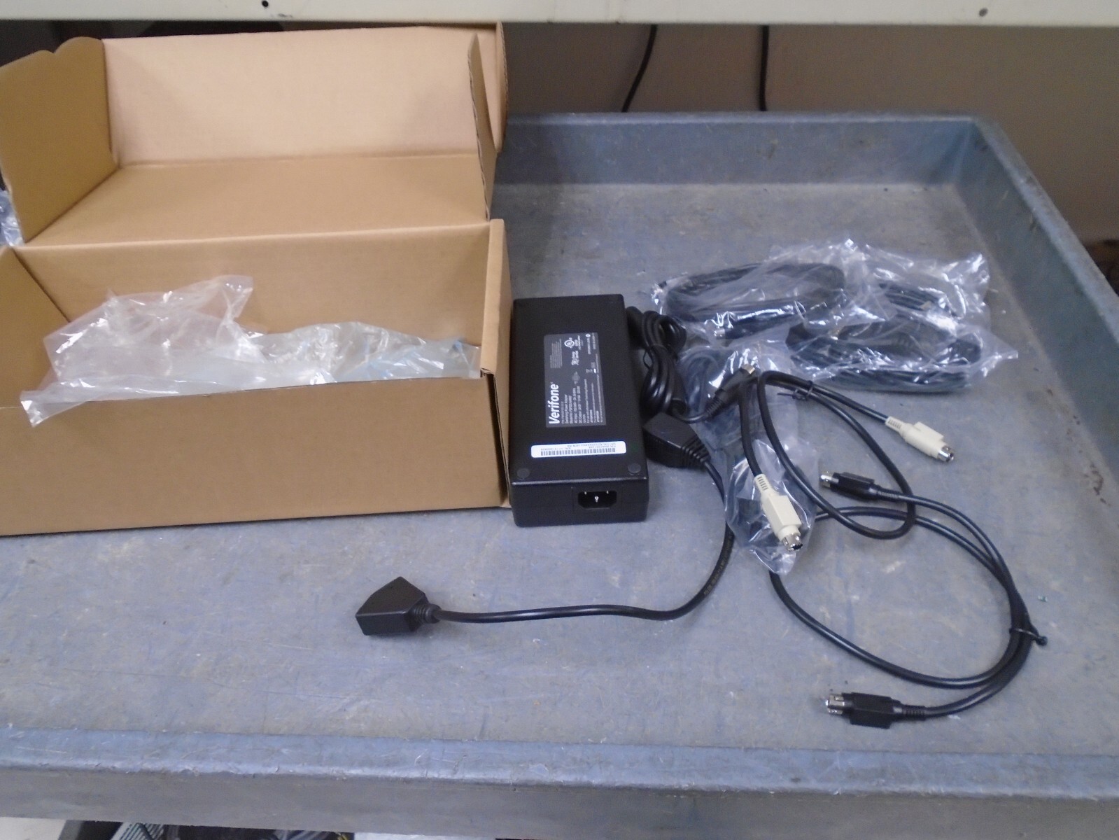 New Verifone FSP FSP220-AAAN2 220W Power Adapter with cables for Ruby 2 Ruby Ci