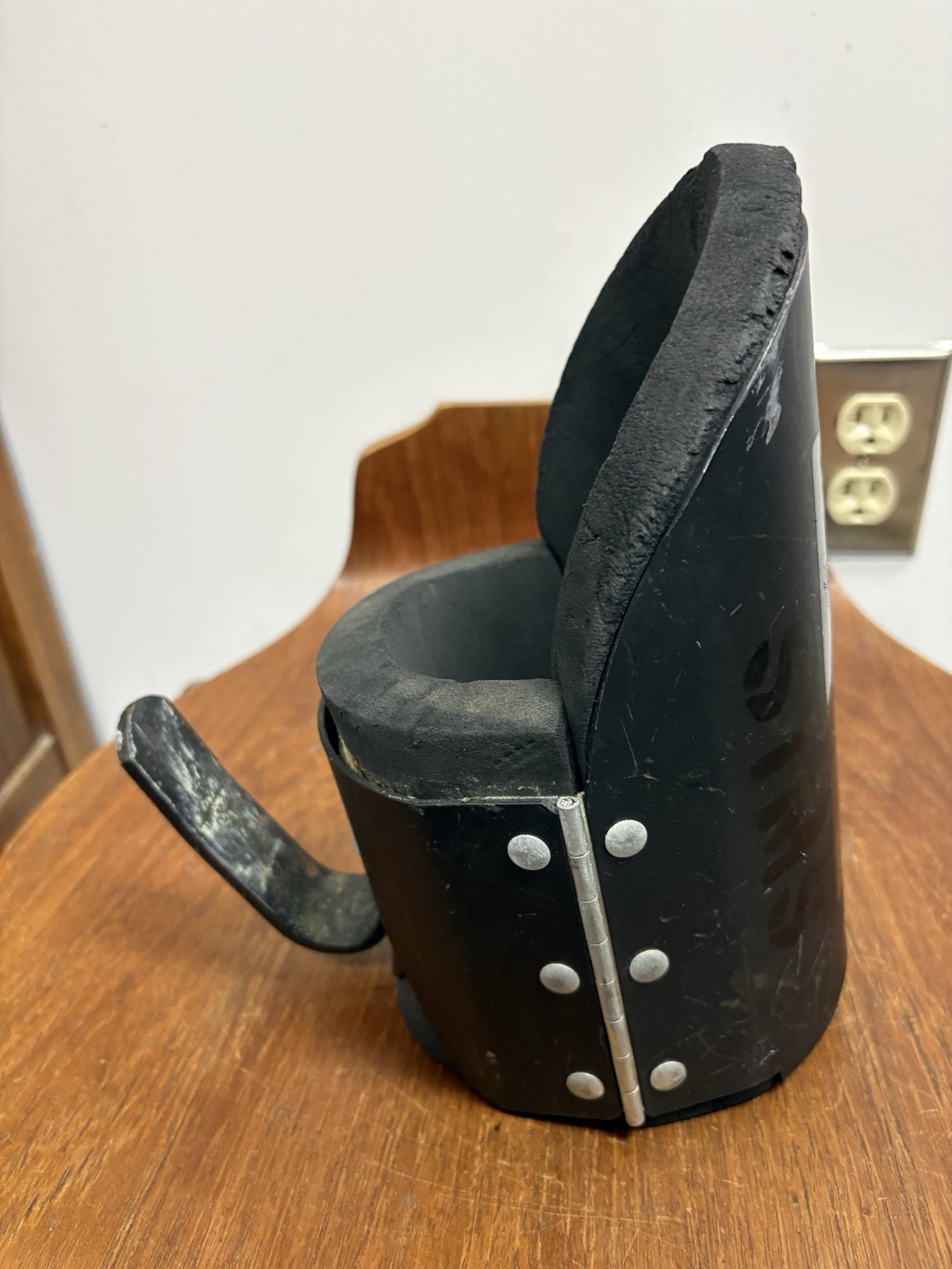 Vintage 1980’s Gravity Guiding System Metal Inversion Boots