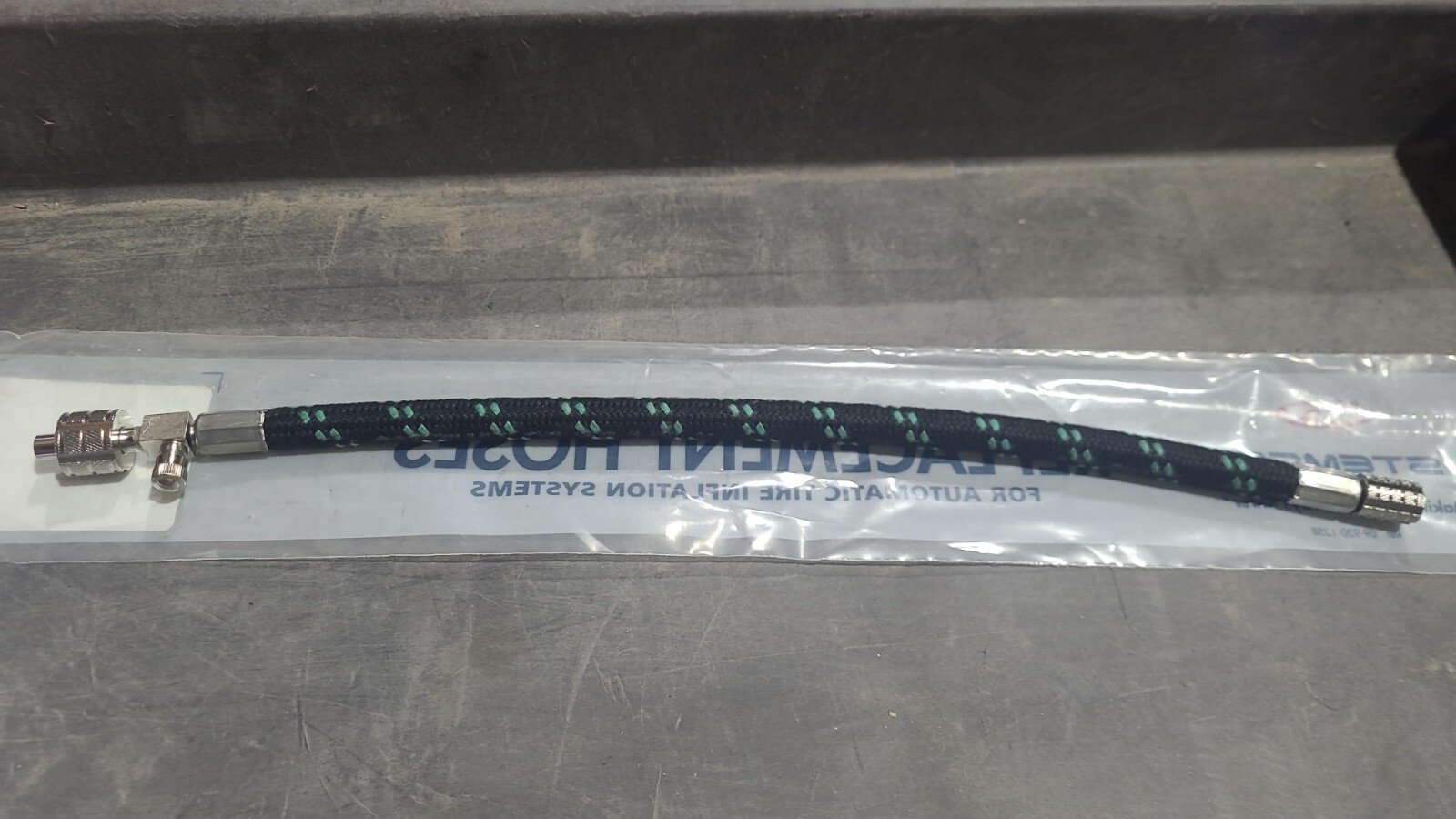 STEMCO 810-0058 REPLACEMENT HOSE FOR MERITOR TIRE INFATION SYSTEM 31373-00