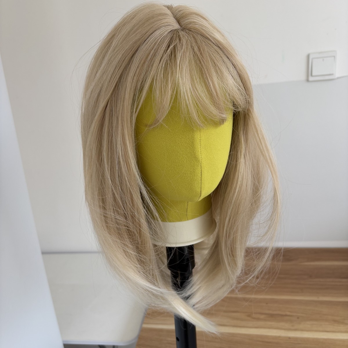 Cosplay Wig With Bangs Bob Straight Gradient blonde Layered Heat Resistant Hair