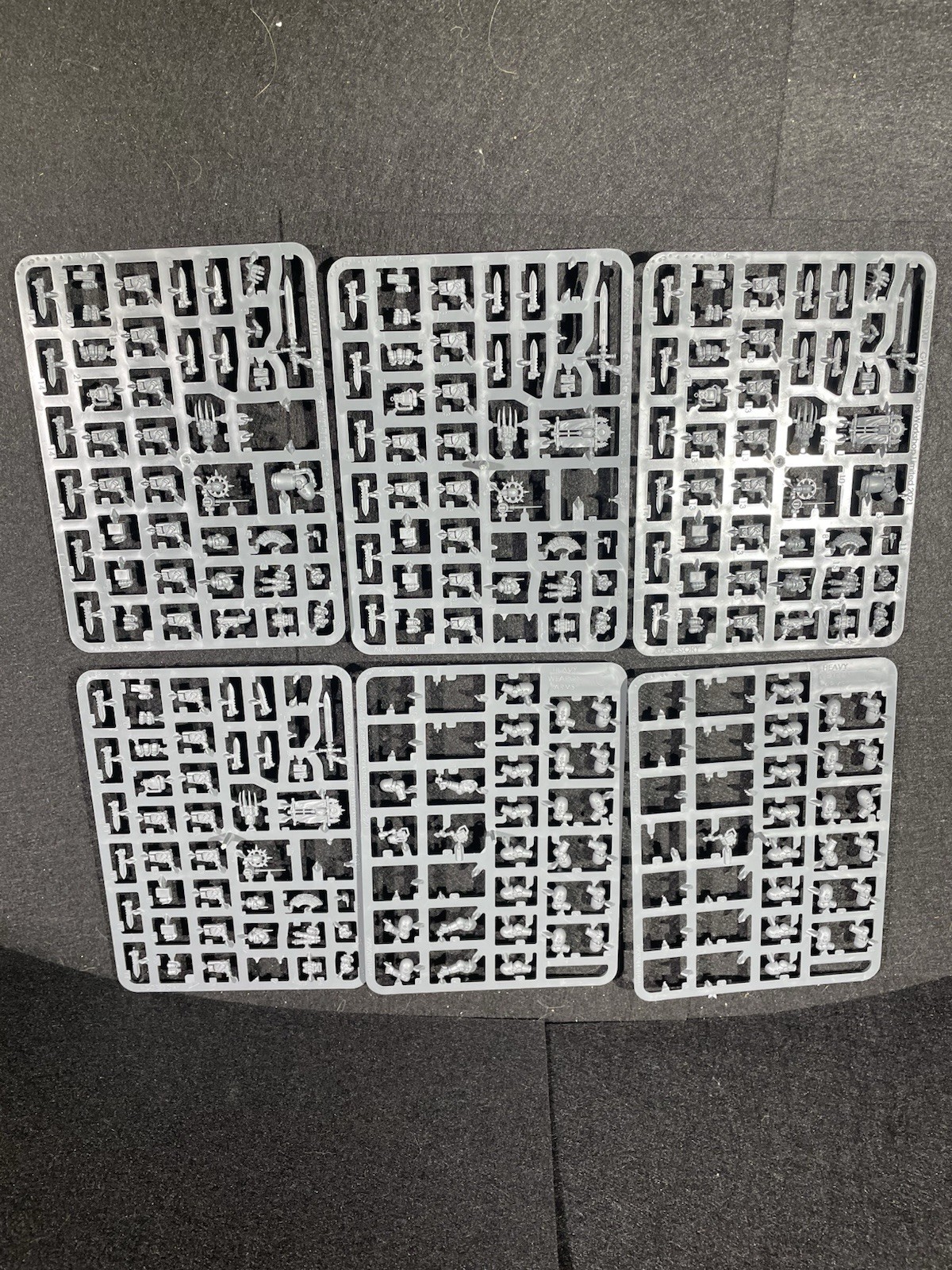 Warhammer 30k / Horus Heresy Space Marine Legionaires bits Lot & Special Weapons