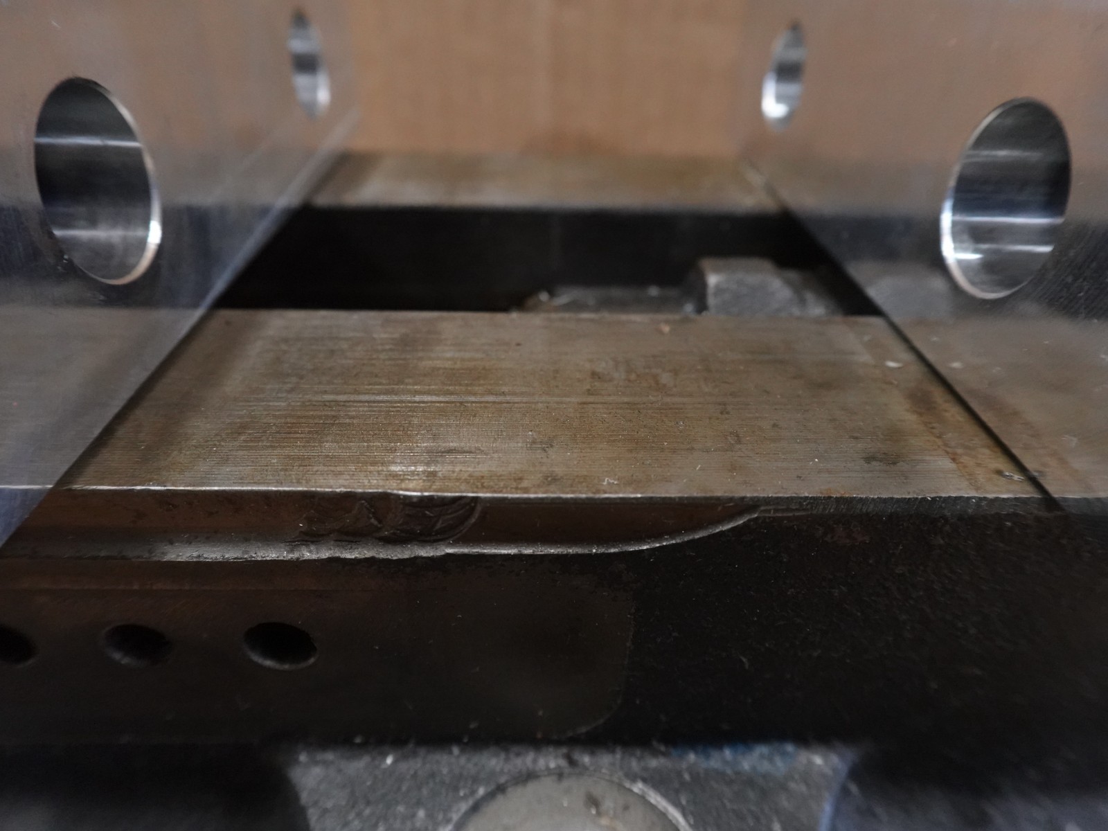 Kurt D40 AngLock 4" Milling Machine Vise KC0