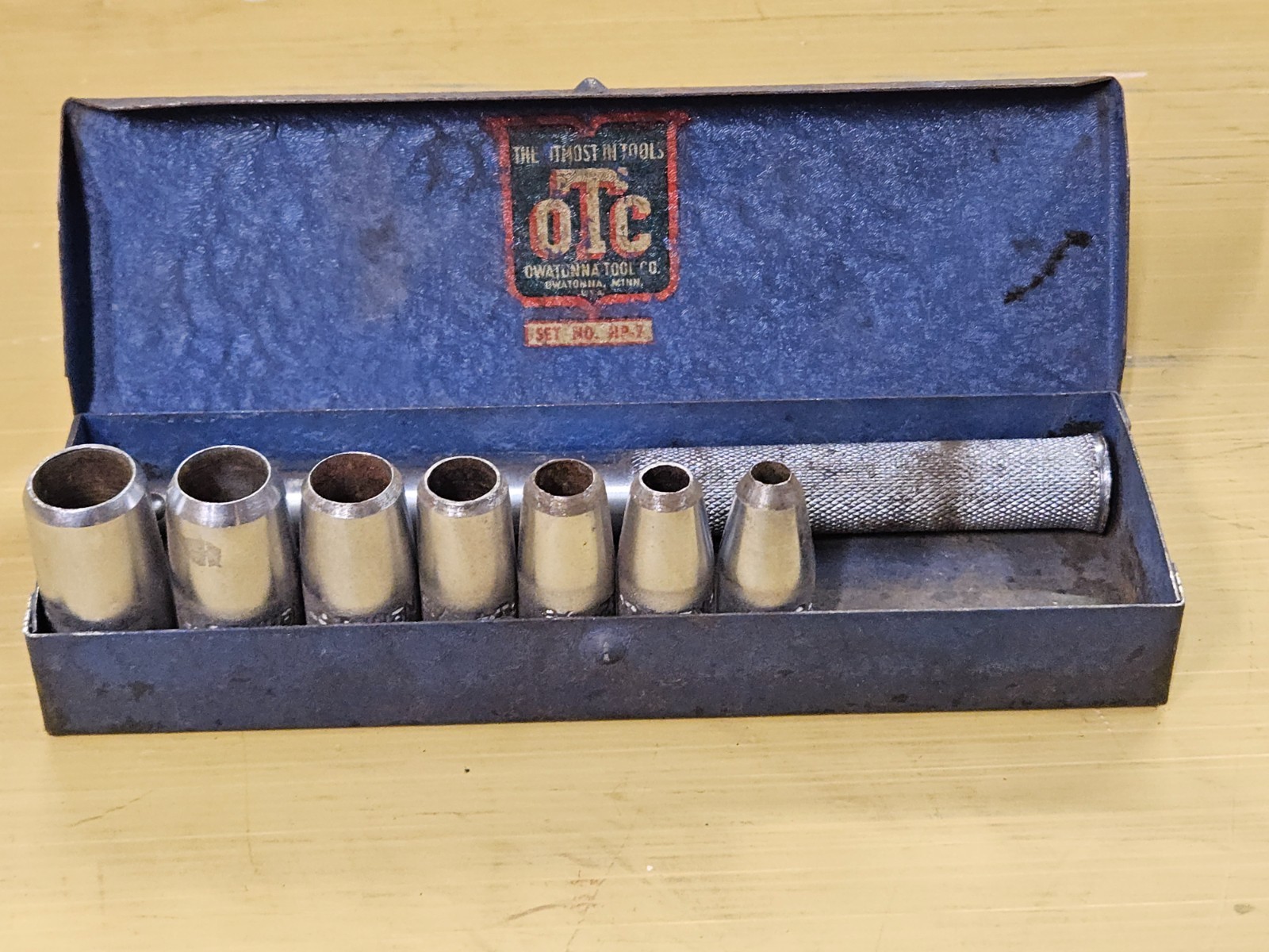 OTC Owatonna Tool No. 813 Gasket Cutting Driver Set W/ Metal Box Made in USA