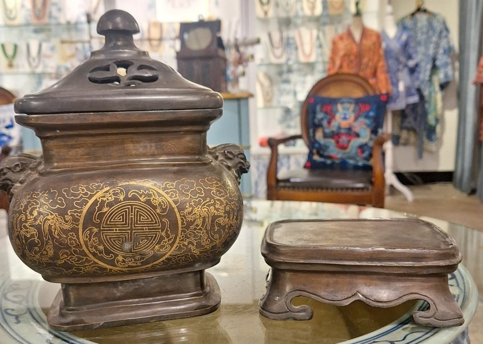 Antique Late Qing Dynasty Bronze Incense Burner-7'' x 12''H