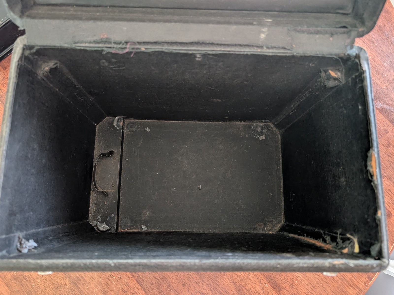 Vintage 1936 Singer Featherweight Sewing Machine 221 W/Case & Peddle Scroll face