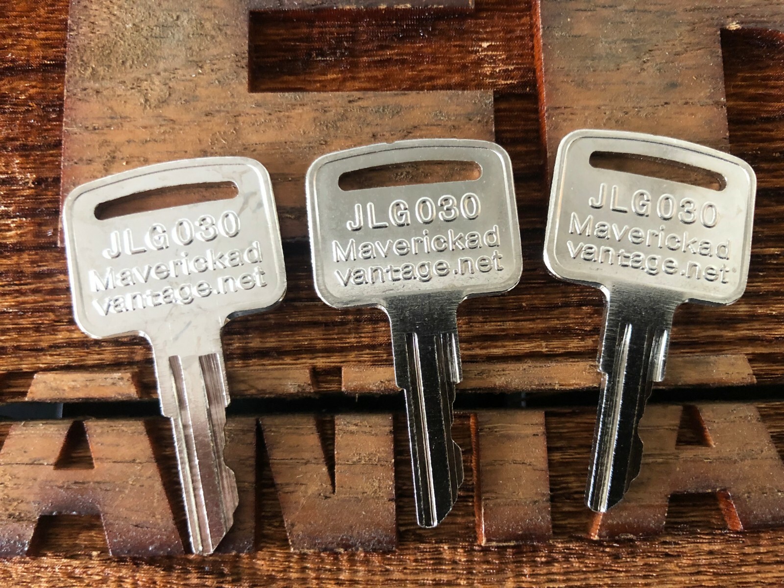 3 keys for JLG 2860030 Upright Scissor Boom Manlift, 9901,