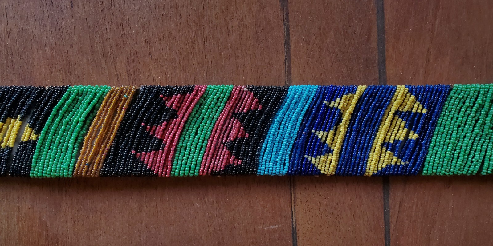 Antique OLD Native American Indian n. plains blackfoot beaded belt 19th c.