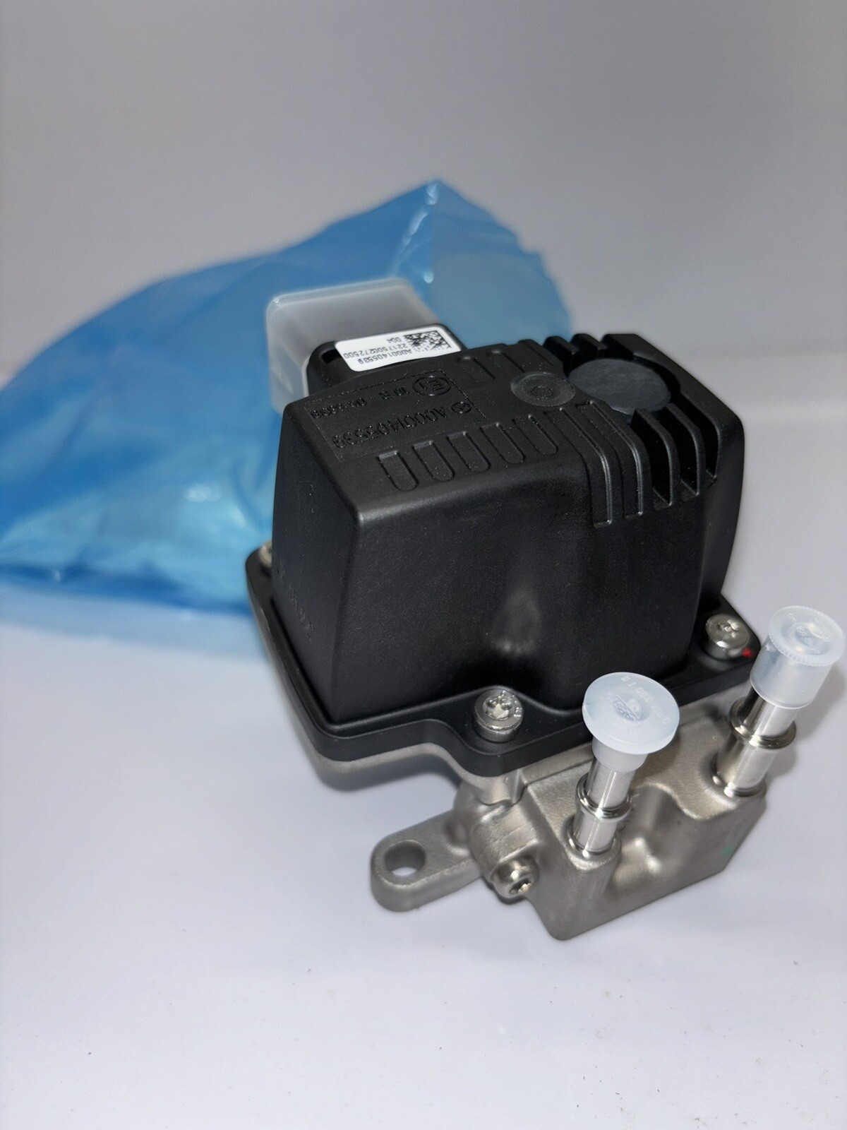 Diesel Exhaust Fluid DEF Metering Device Dosing Unit CEM A0001405539