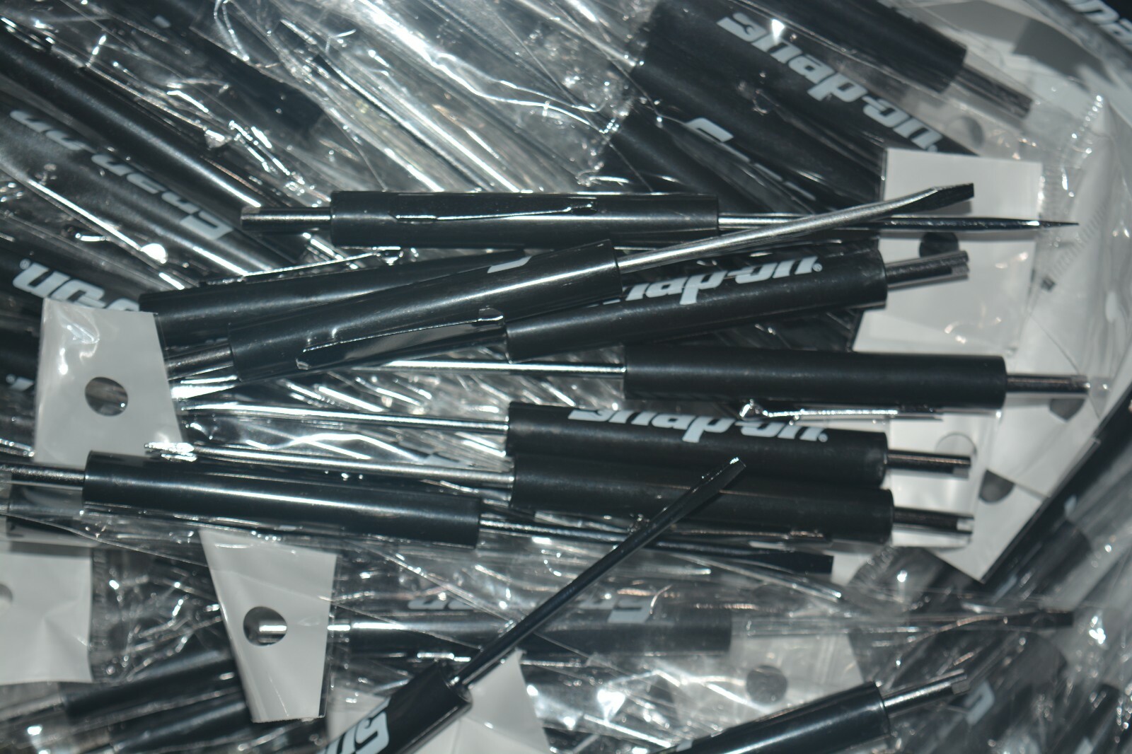 SNAP ON TOOLS PROMO POCKET FLAT SCREWDRIVER TIRE VALVE CORE REMOVER TOP 100PC