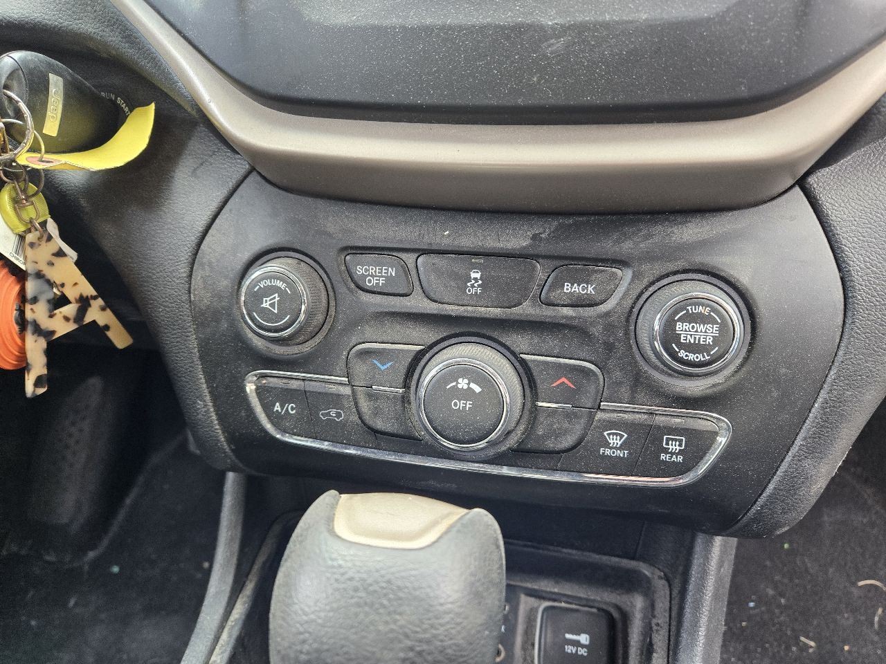 2015 Jeep Cherokee Radio Receiver 5" Display Screen w/o Satellite Radio