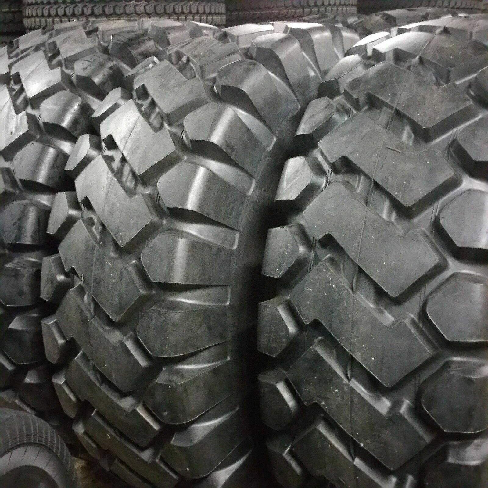 (1 TIRE) 20.5-25, 20.5x25 28 PLY E3-L3-E ROAD CREW LOADER TIRES