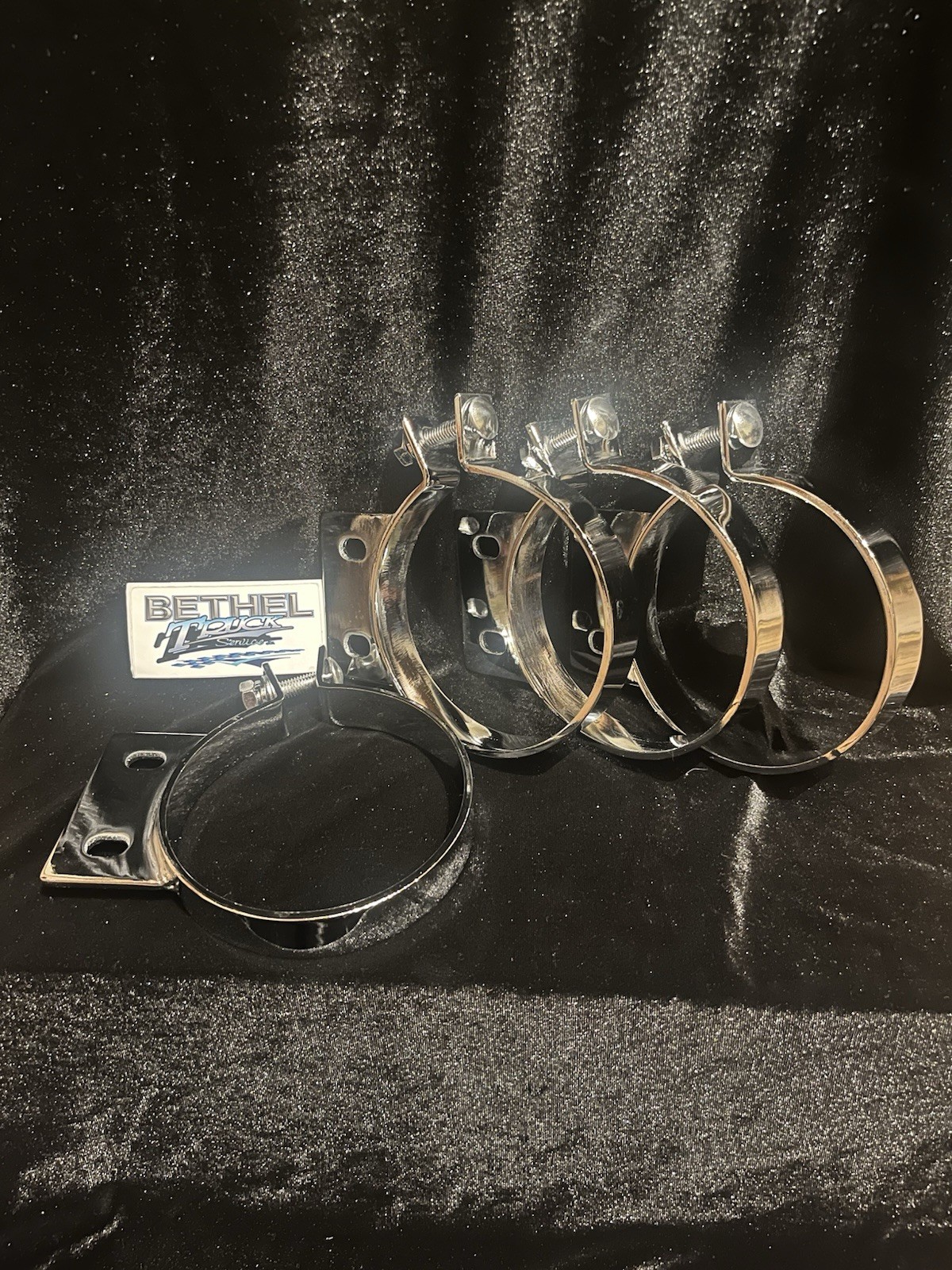 (4) Peterbilt 5" Exhaust Stack Chrome Mount Brackets Clamp United Pacific 10294
