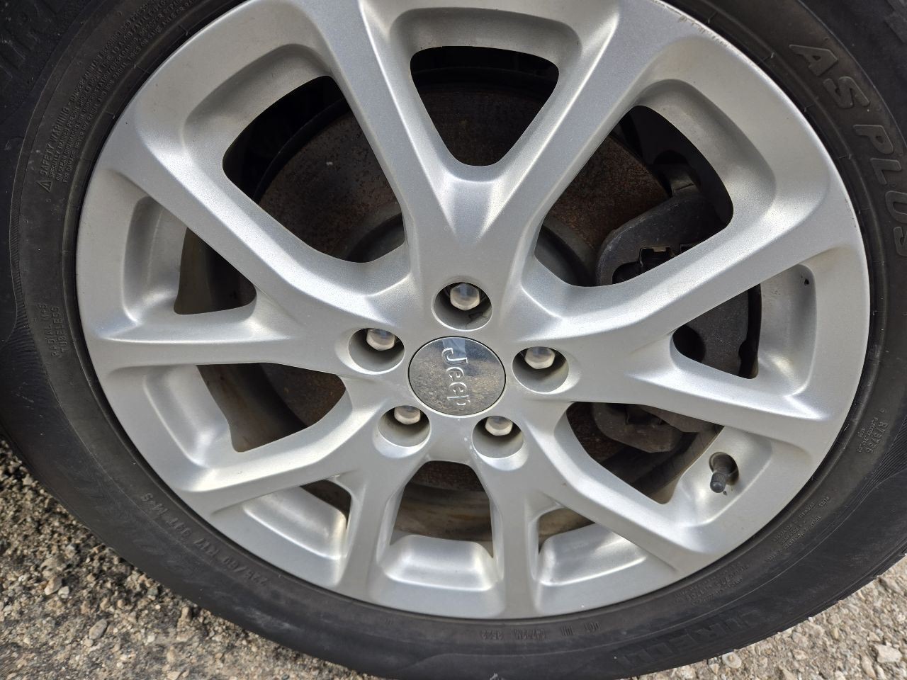 2015 Jeep Cherokee Radio Receiver 5" Display Screen w/o Satellite Radio