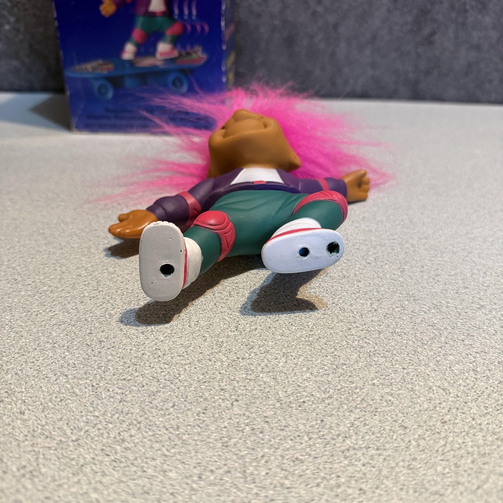 Vintage Russ Berrie Turn 'N Twist Battery Operated Skateboarding Troll 8080