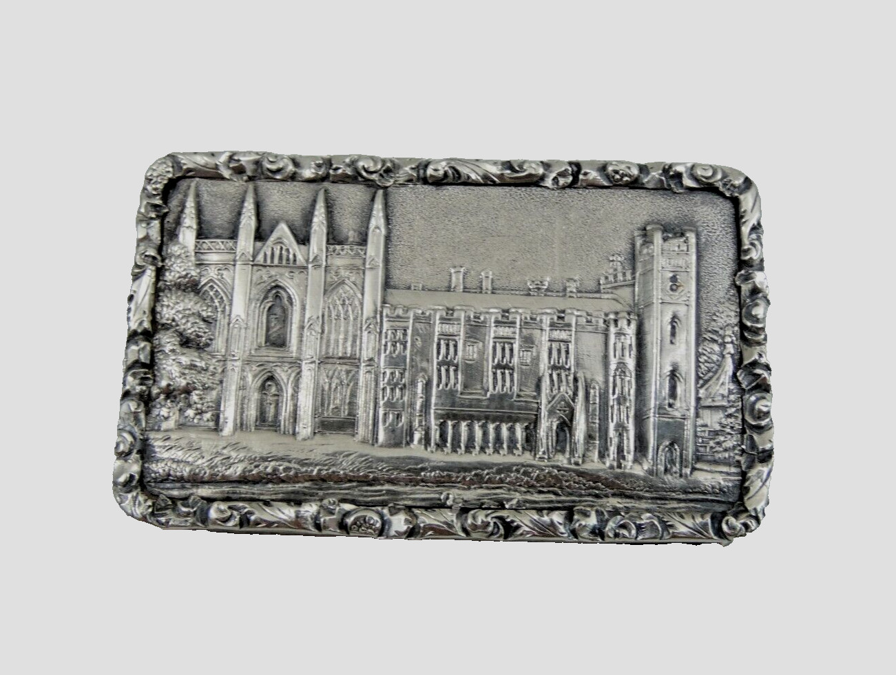 RARE 1810 ENGLISH GEORGIAN STERLING SILVER CASTLE TOP VINAIGRETTE ARCHITECTURAL