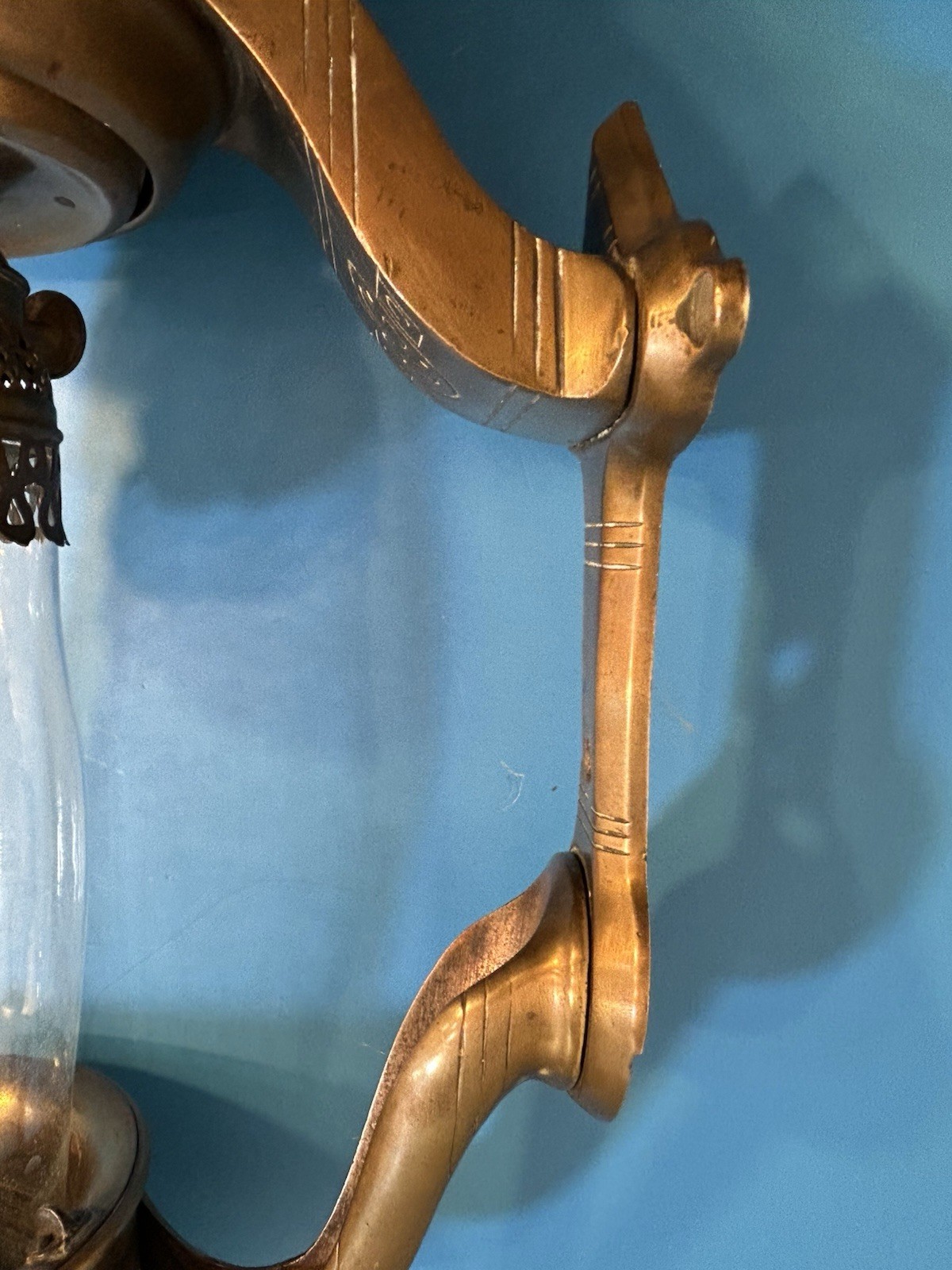 Antique Dayton Manufacturing Chesapeake Ohio Railroad Wall Mount 16” Oil Lamp