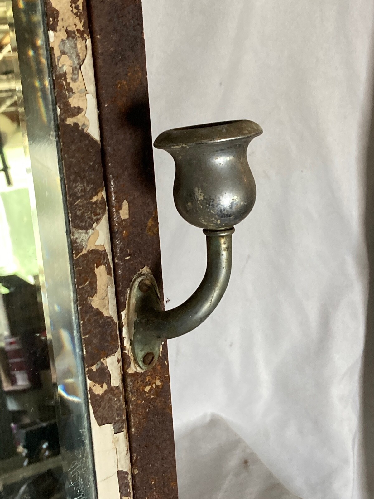 Vtg Mid Century Metal Recessed Medicine Cabinet Chrome Sconces Old Hotel 44-26E