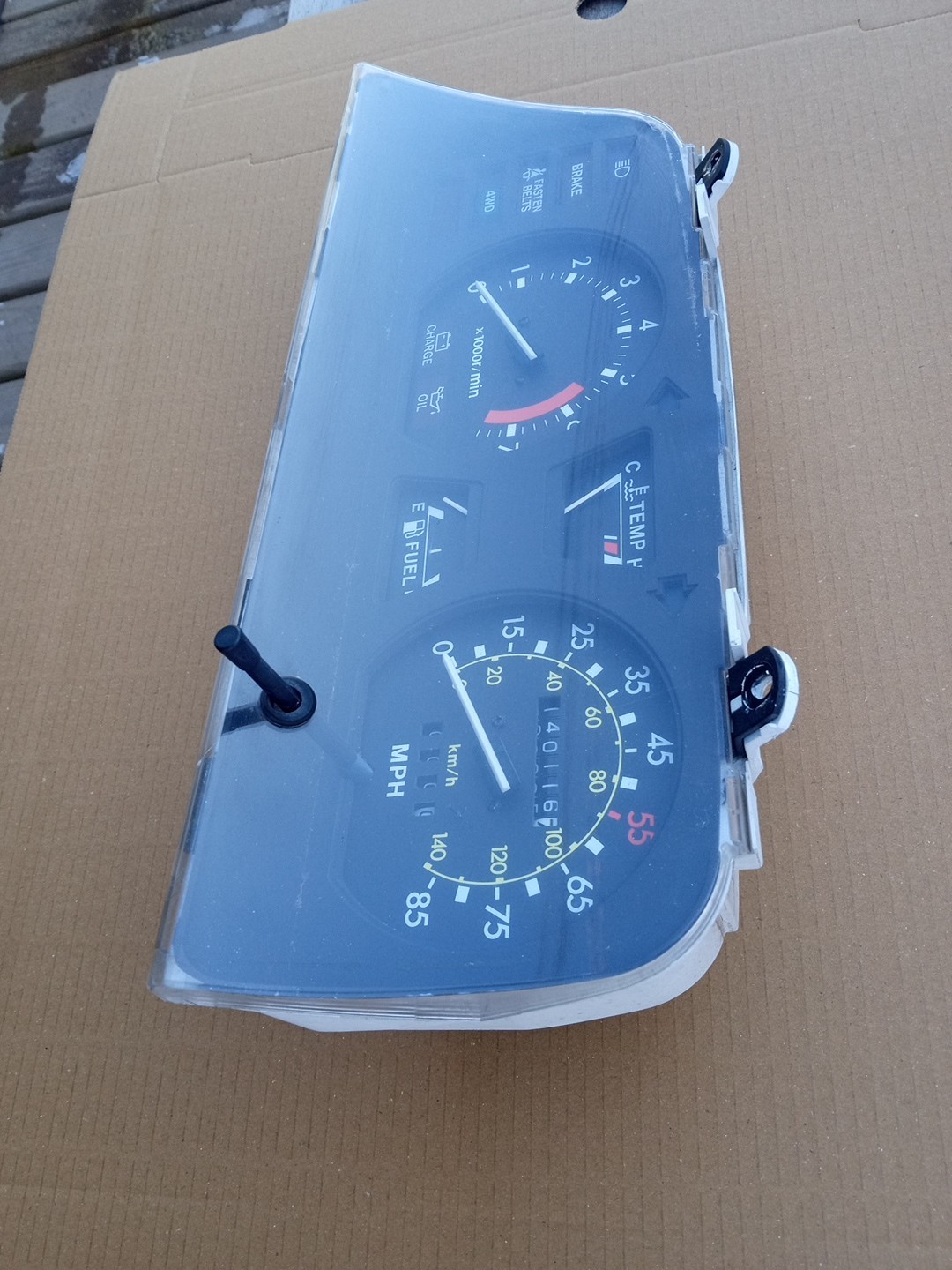 Toyota Hilux Pickup 1982-1983 4WD SR5 Speedometer Cluster Gauge OEM 140K