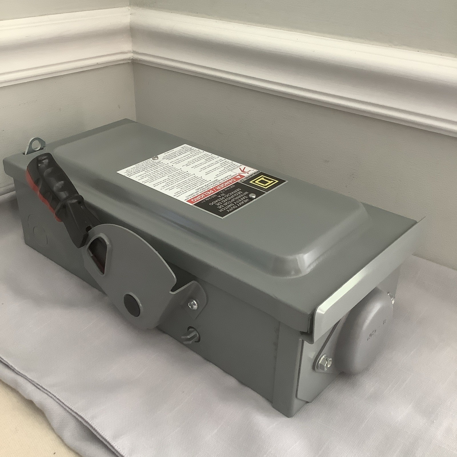 Schneider SQUARE D HU361RB Heavy Duty Safety Switch 30A 600V~