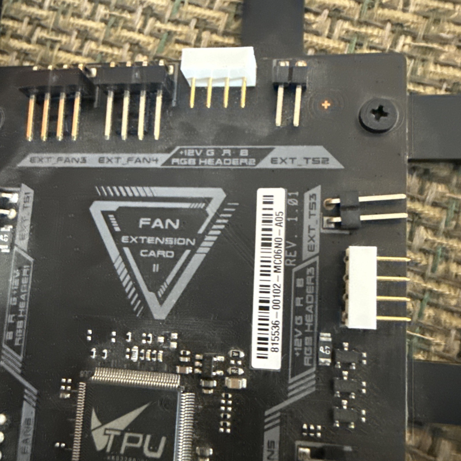 ASUS Fan Extension Card II ROG Maximus Extreme MC06N0 + Cables With Caddy