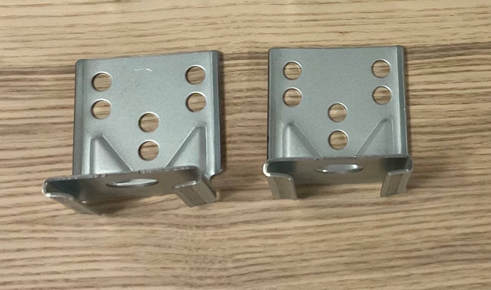 2x Ikea Kitchen Sektion Cabinet Wall mounting bracket Part # 10049278 / 124516
