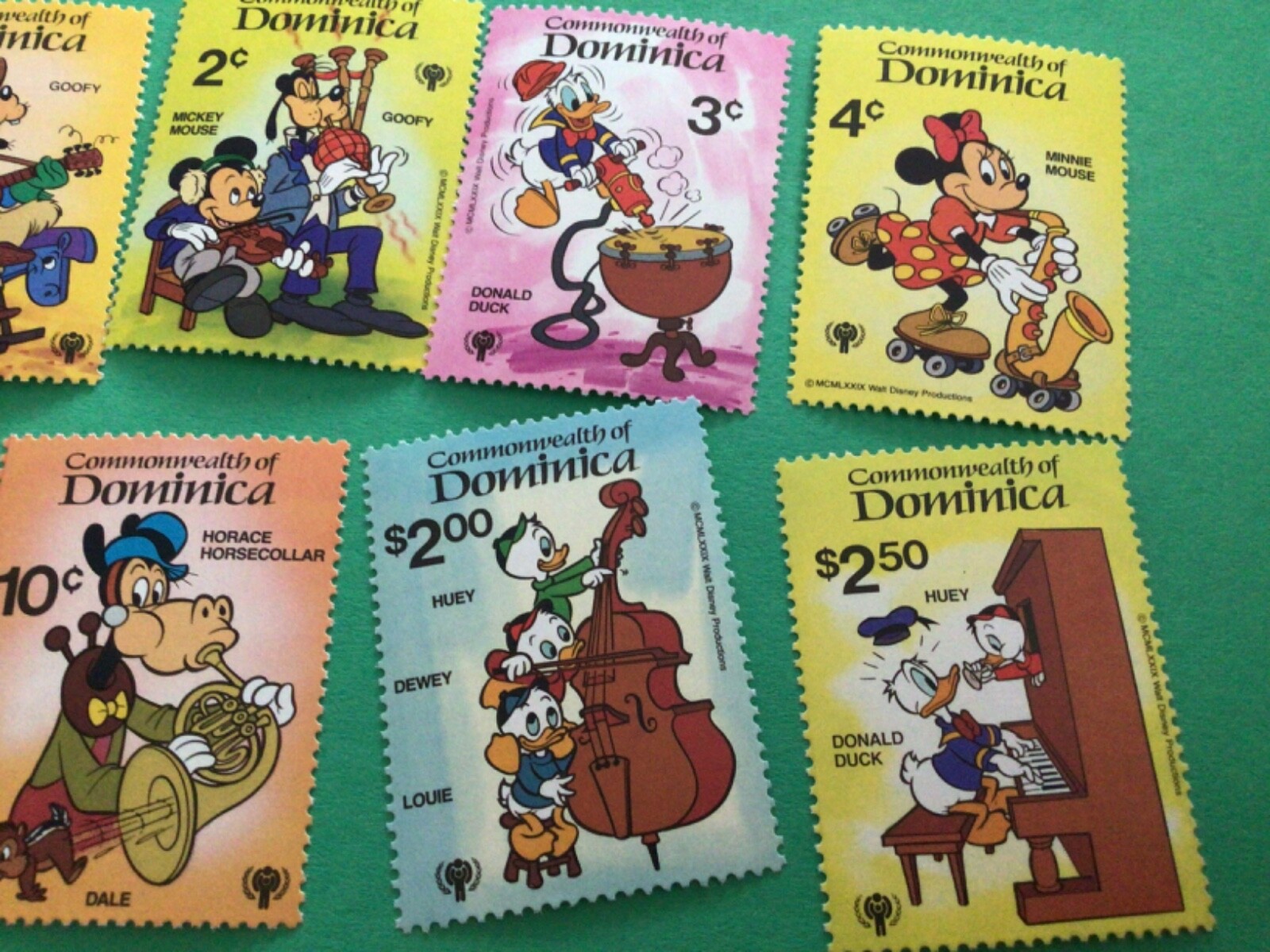 Disney characters mint never hinged stamps A10662
