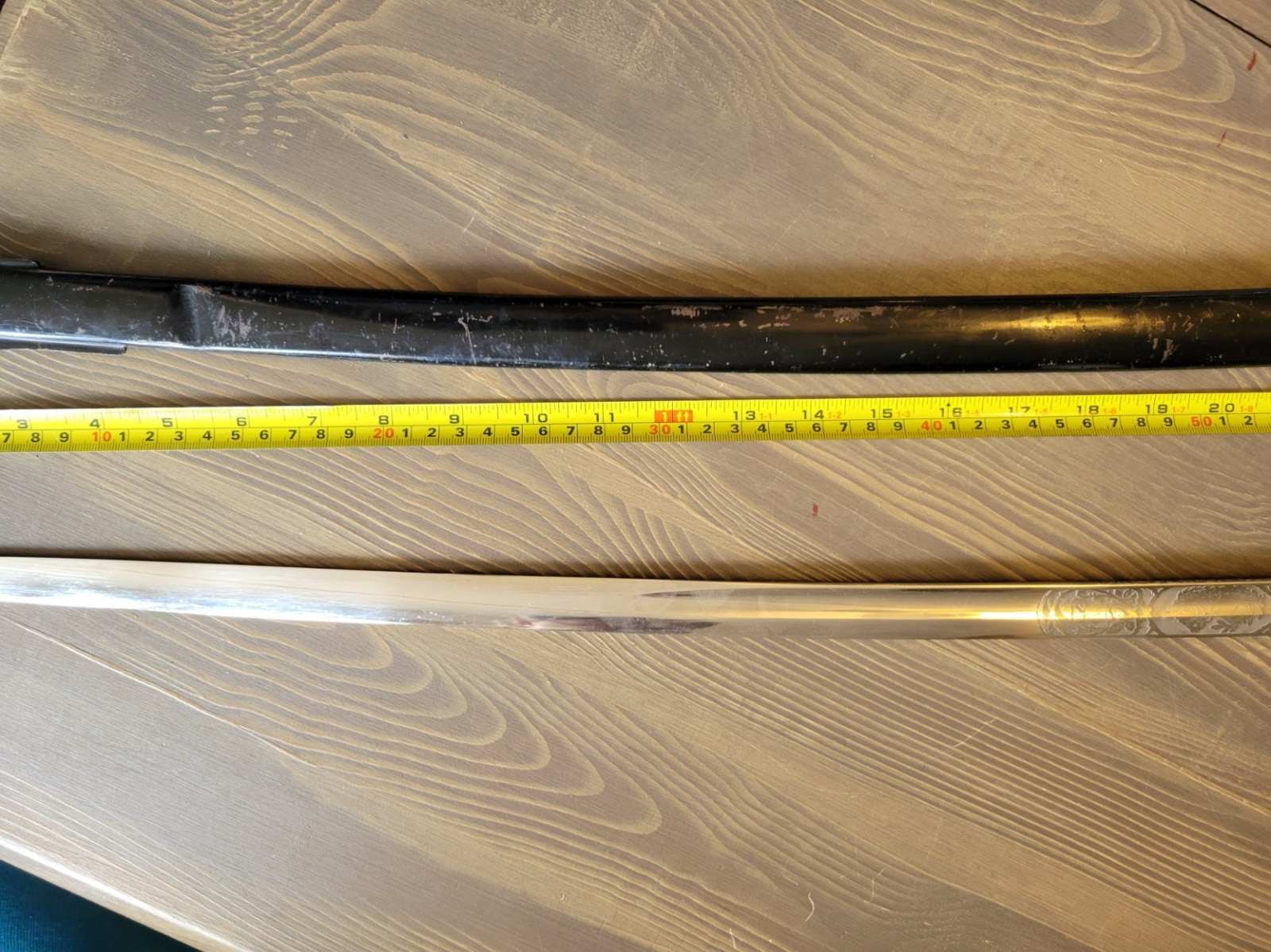 WWI German Presentation Artillery Officer's Sword, Rose Motif