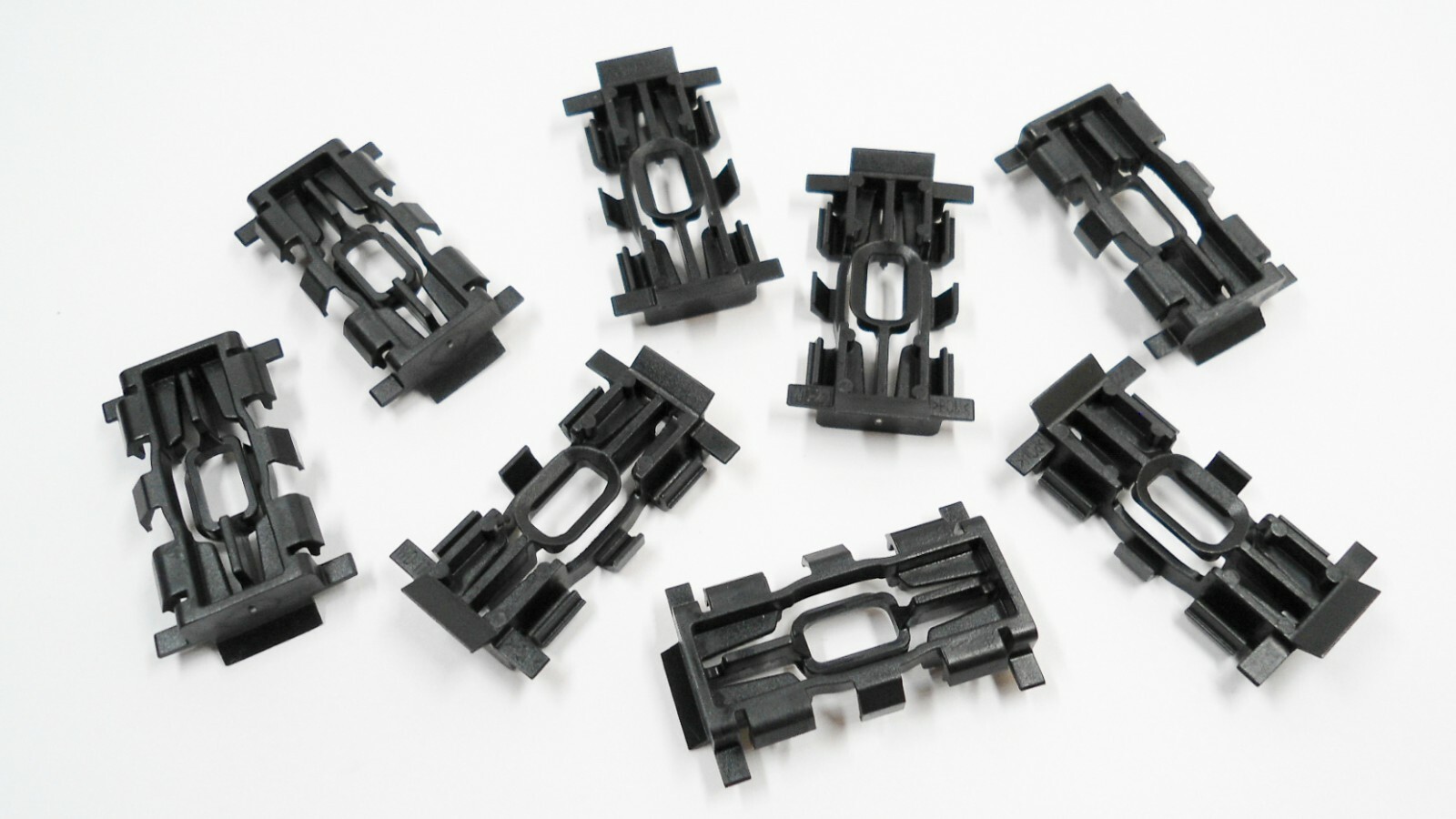 8 NEW ROOF MOLDING CLIPS! FOR '14 & UP SILVERADO SIERRA TAHOE YUKON SUBURBAN ETC