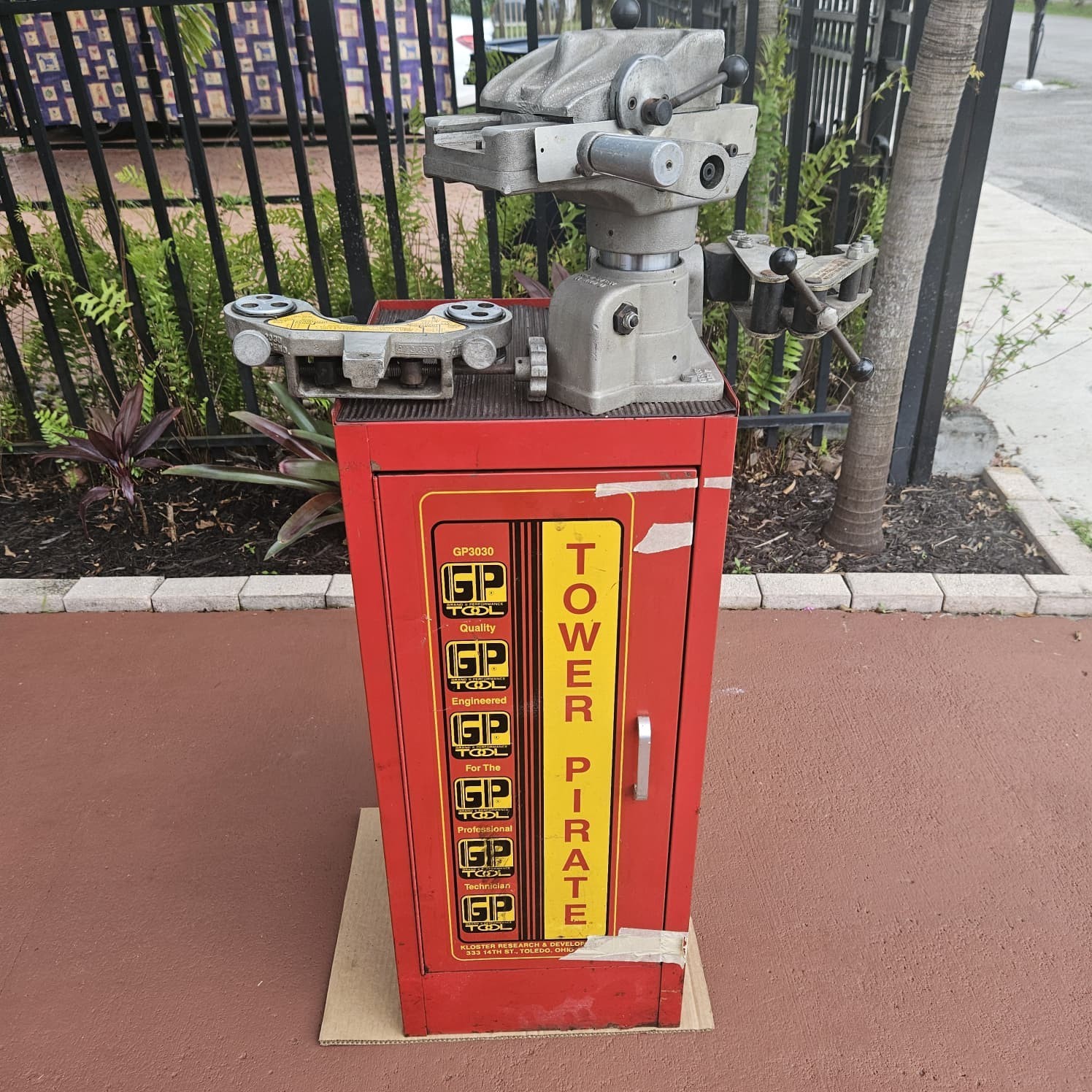 GP Tools GP3030 MacPherson Strut Spring Compressor Shop Machine W Adapters