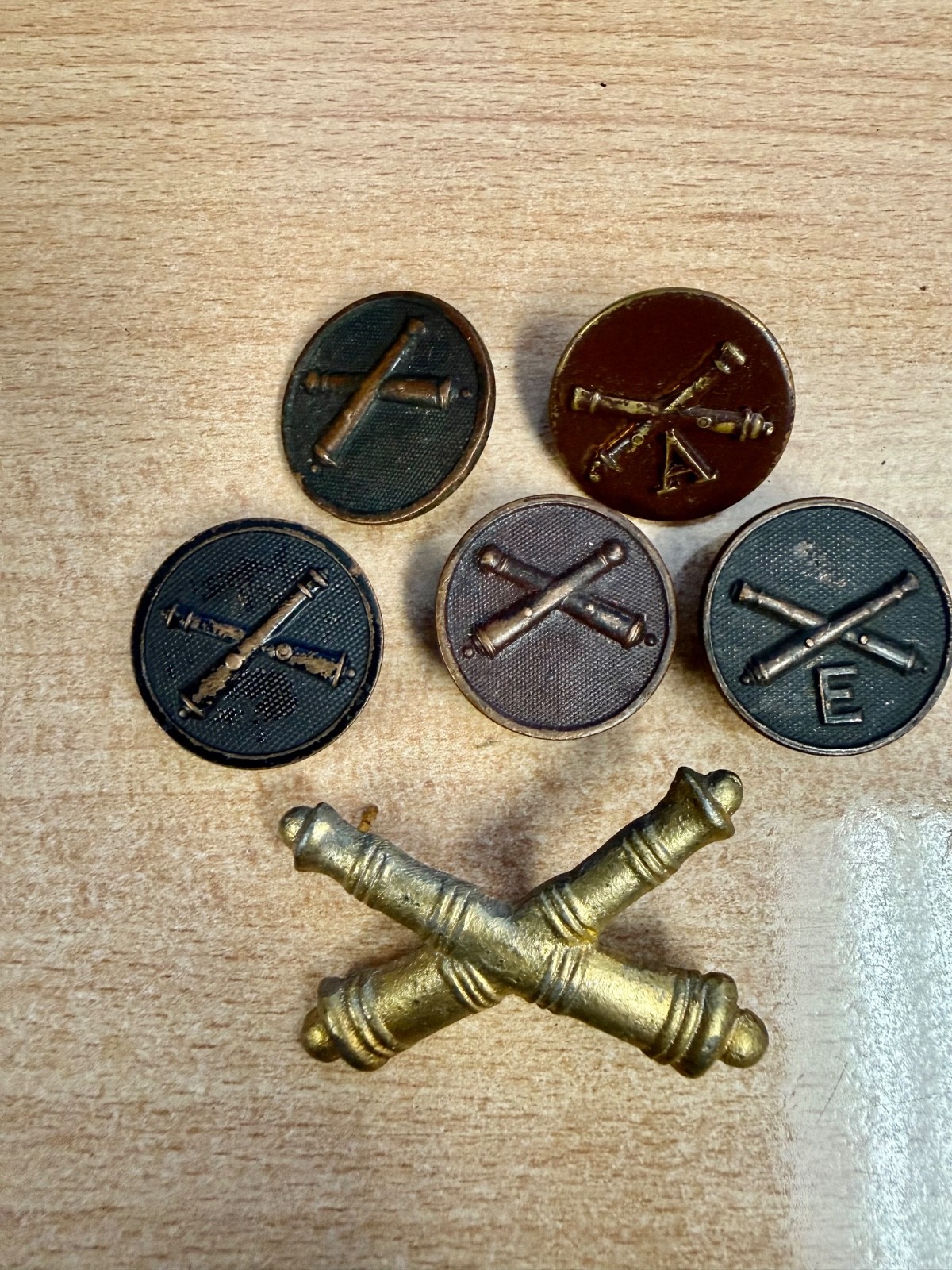 WWI U.S. Army Artillery screw back Collar Discs. Lot of 5 Pieces.
