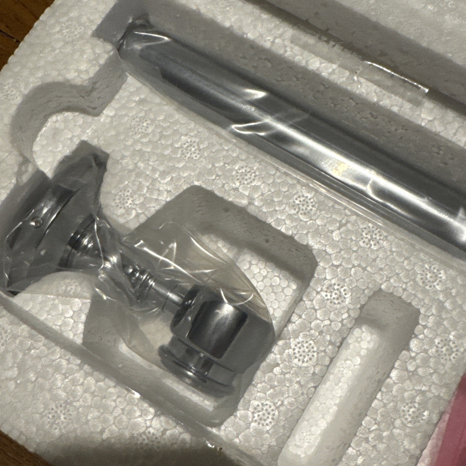 Restoration Hardware 18'' Lugarno Towel Bar • CHROME