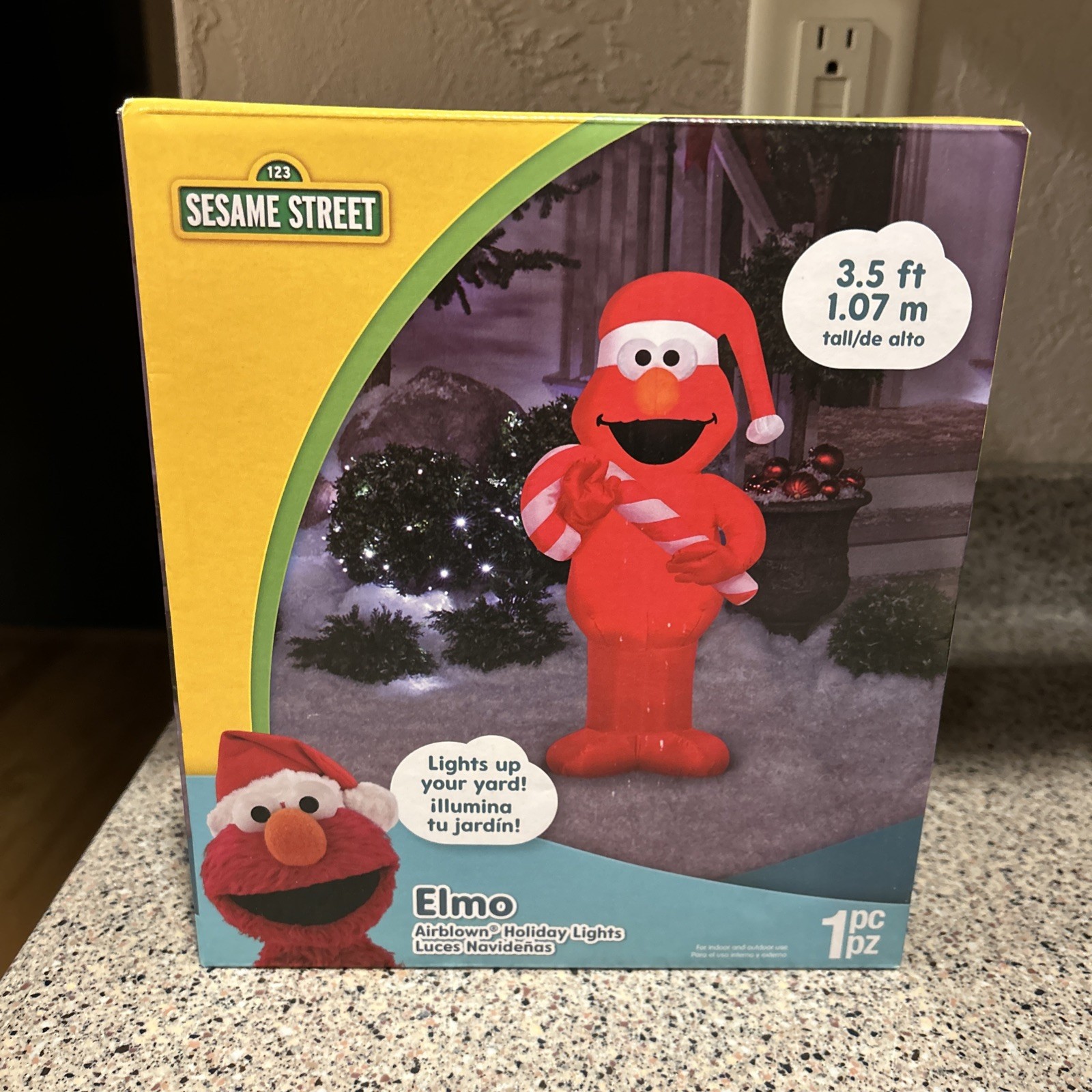 Sesame Street Elmo Christmas Inflatable 3.5 Feet Indoor / Outdoor New NIB
