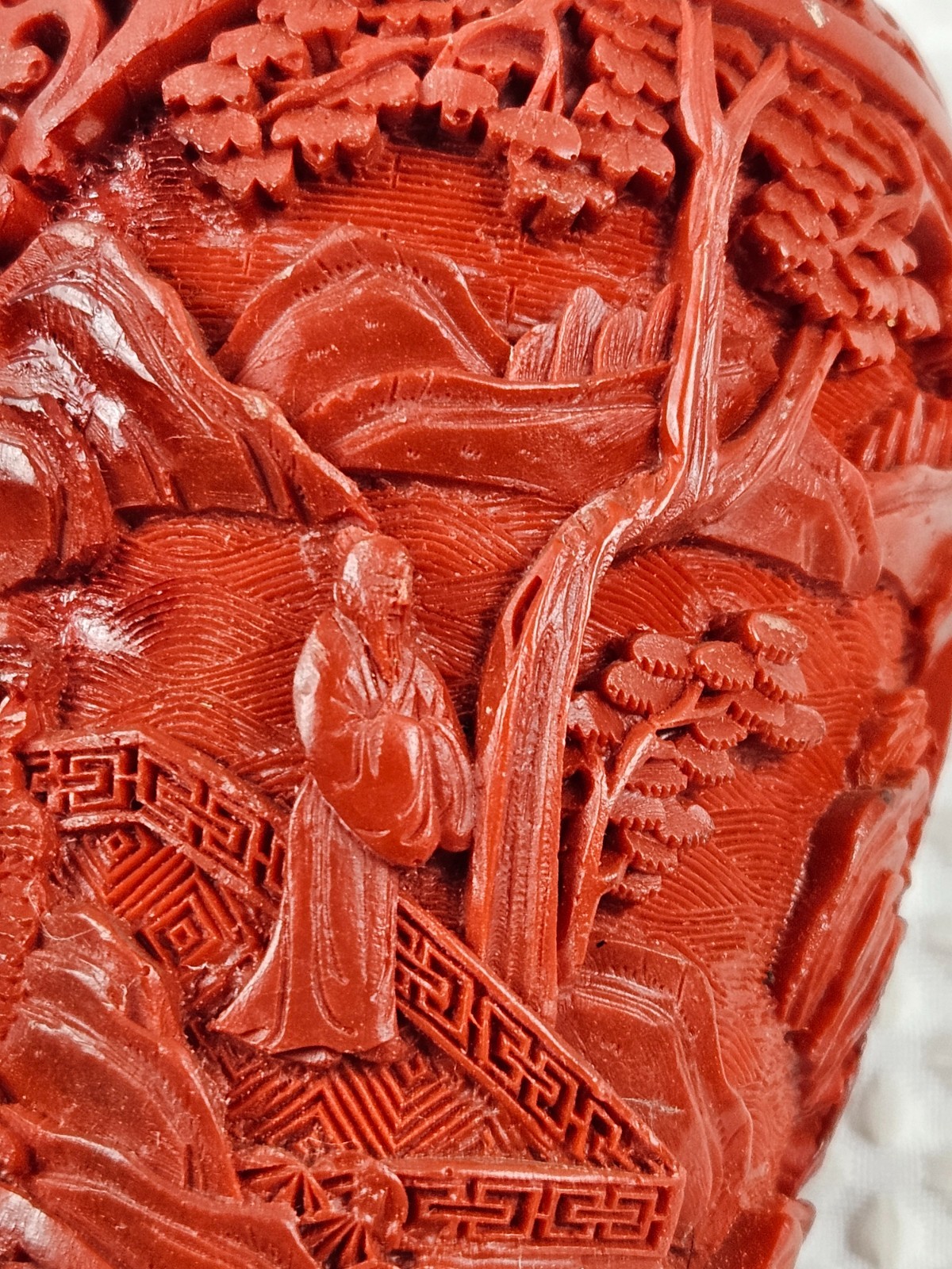 Vintage Chinese Red Cinnabar Lacquer Vase 5 .5” Floral Carving Made in Italy