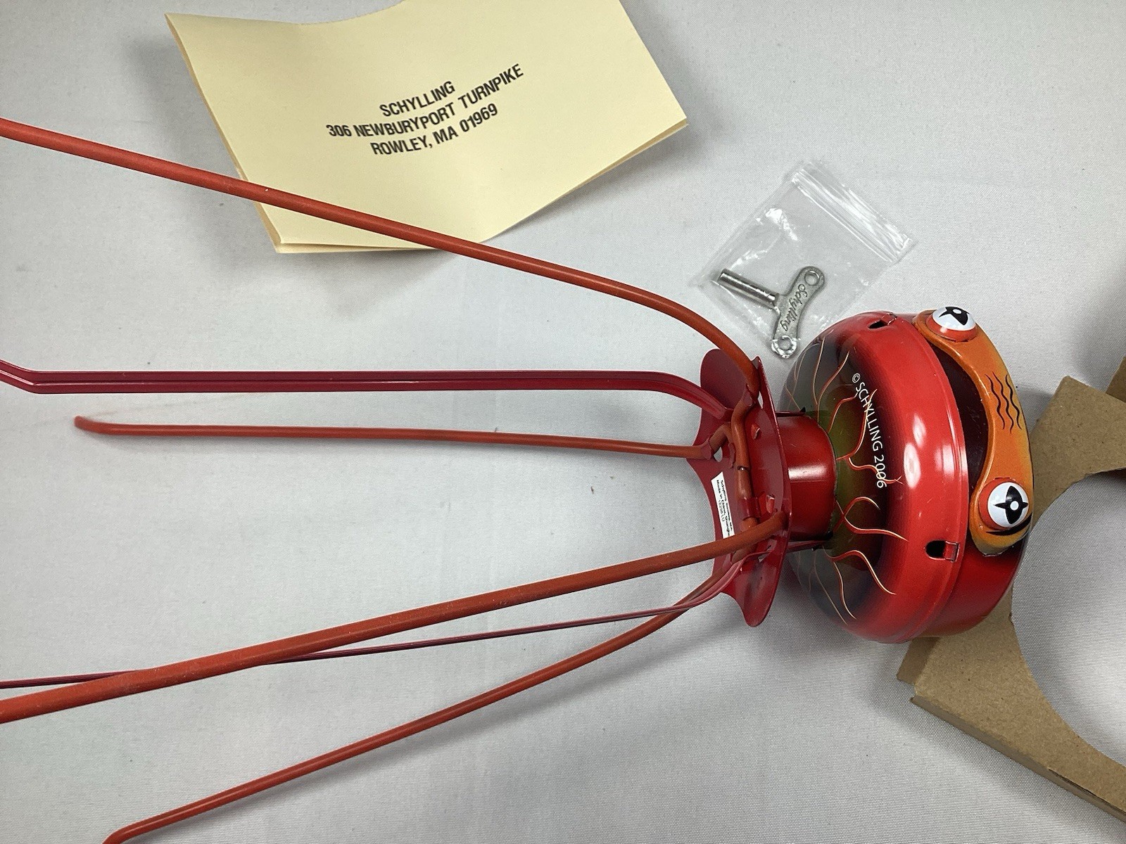 Schylling Collector Series 9.5'' Alien MARTIAN INVADER Tin Wind-Up Toy 2006 MIB