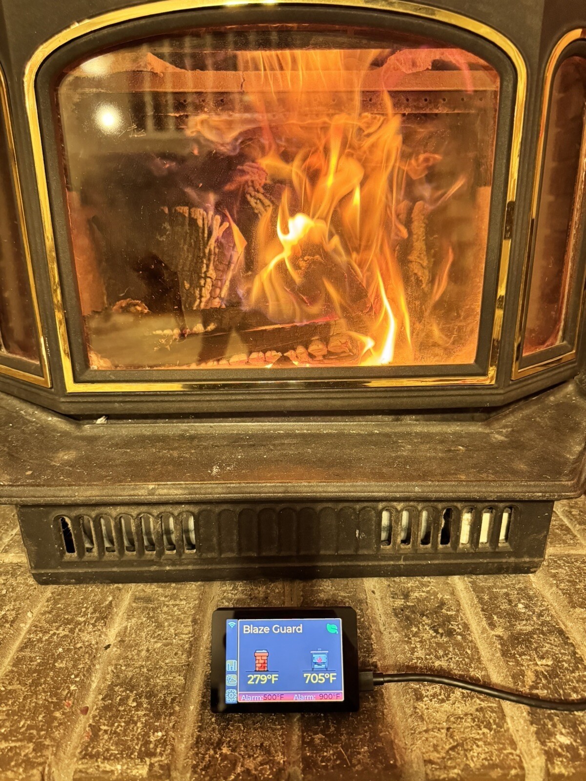 Blaze Guard - Chimney and Stove Monitoring System - Monitor Chimney Temperatures