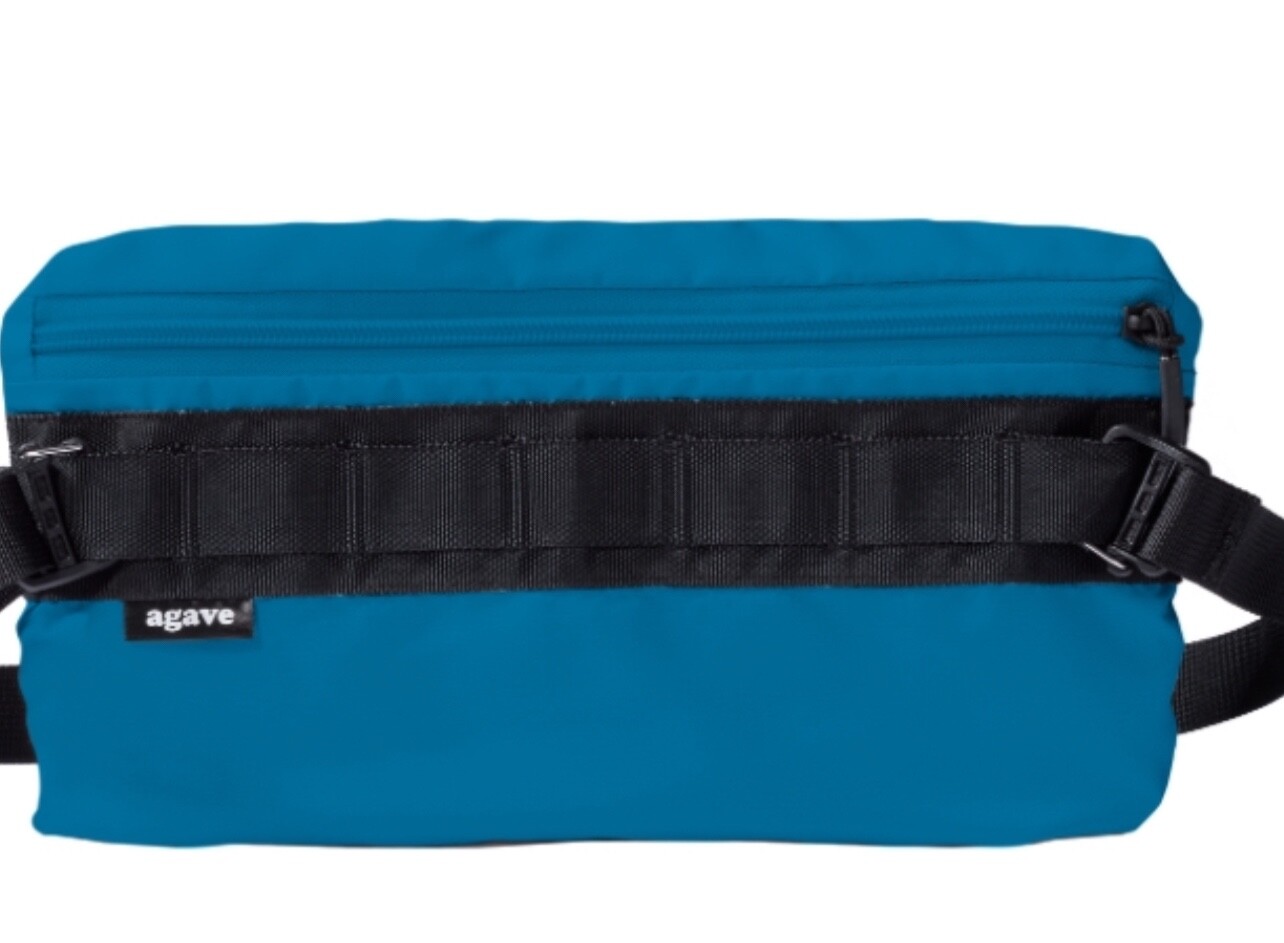 AGAVE Austin Lightweight Aqua Backpack Converts ito Hip Pack 18L / 2L