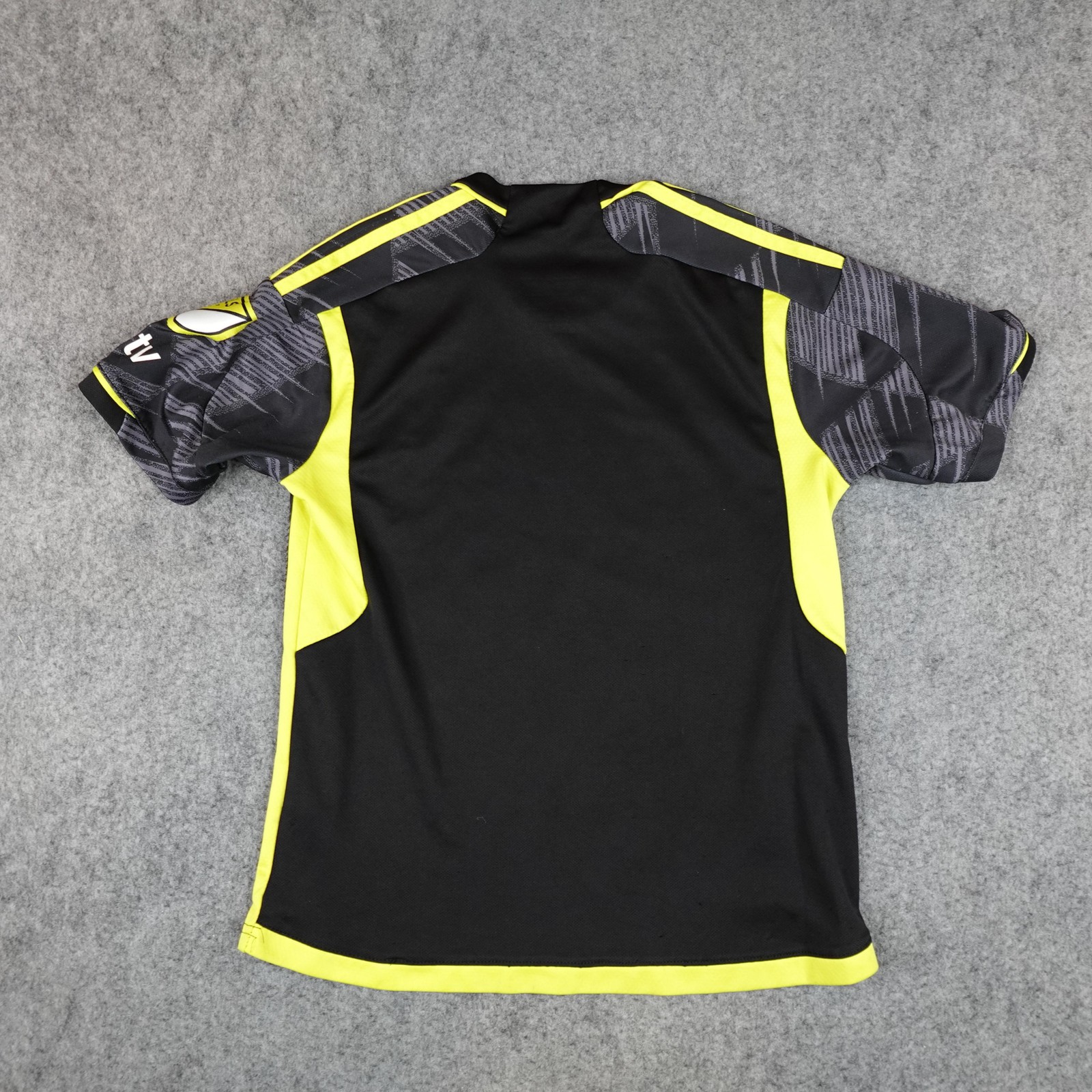 Columbus Crew Jersey Youth Boys Small 26 Black MLS Soccer Adidas 2023 2024 Away