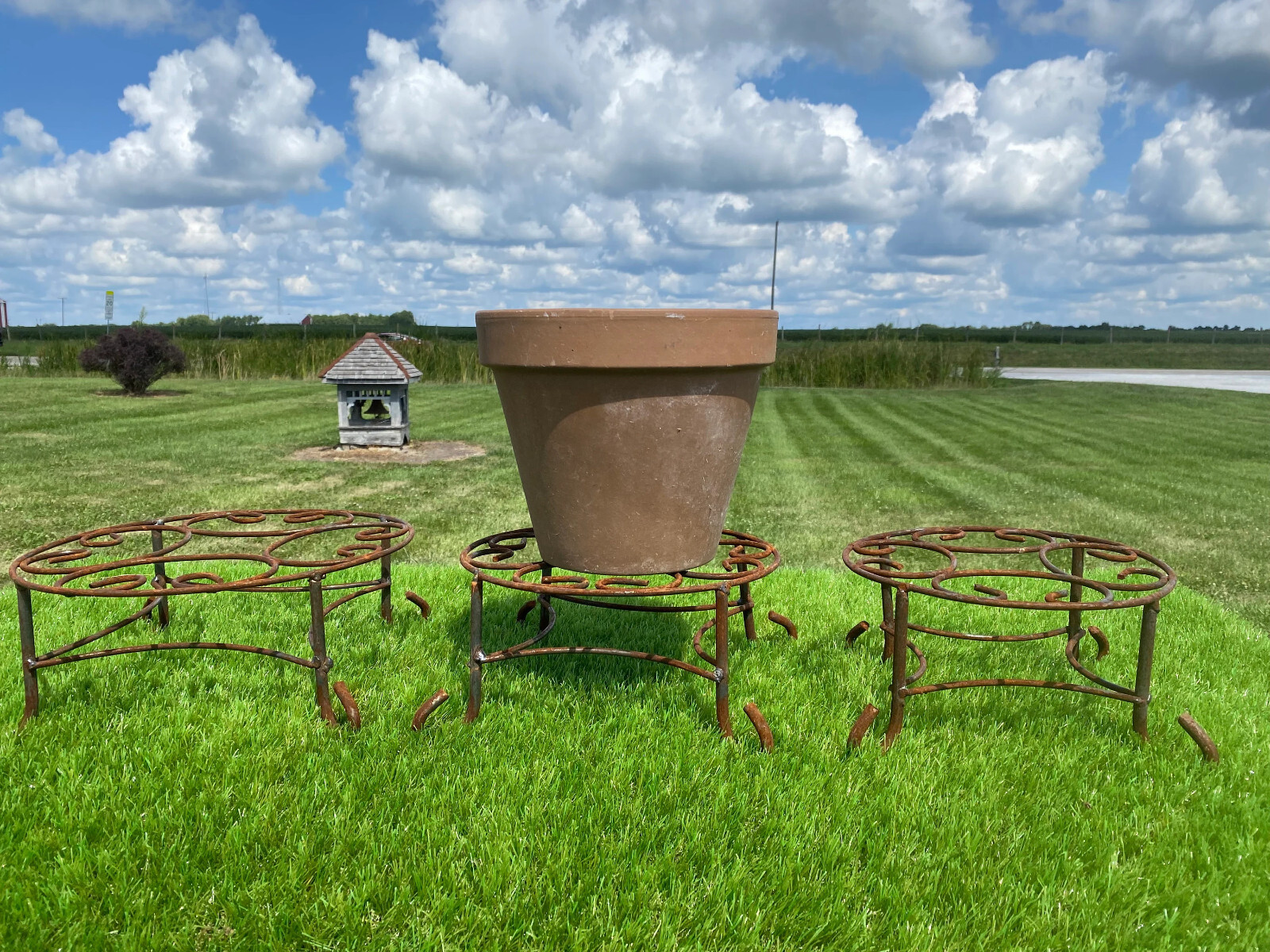 Large 13.5" Wrought Iron Plant Stand - Statue Riser - Pedestal