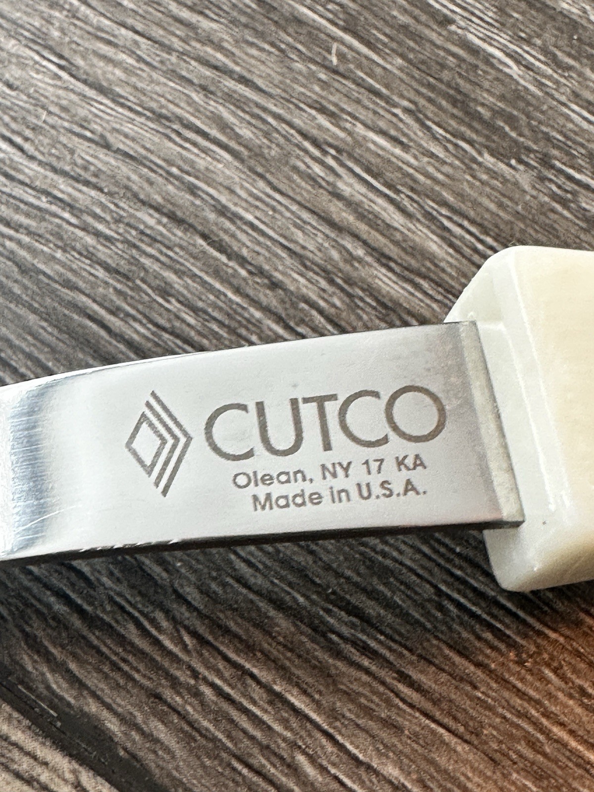 CUTCO Spatula Slotted Turner Flipper Pearl White Handle 12 inch Vintage 17 JI