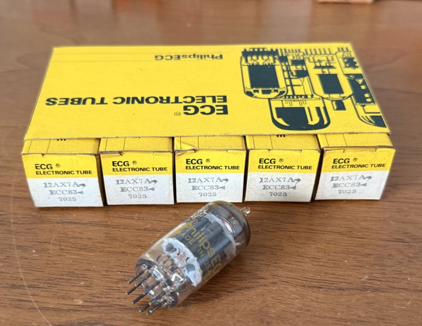 Philips 7025 ECC83 (12AX7A) Vacuum Tubes Lot of 5 in Original Boxes! Read!