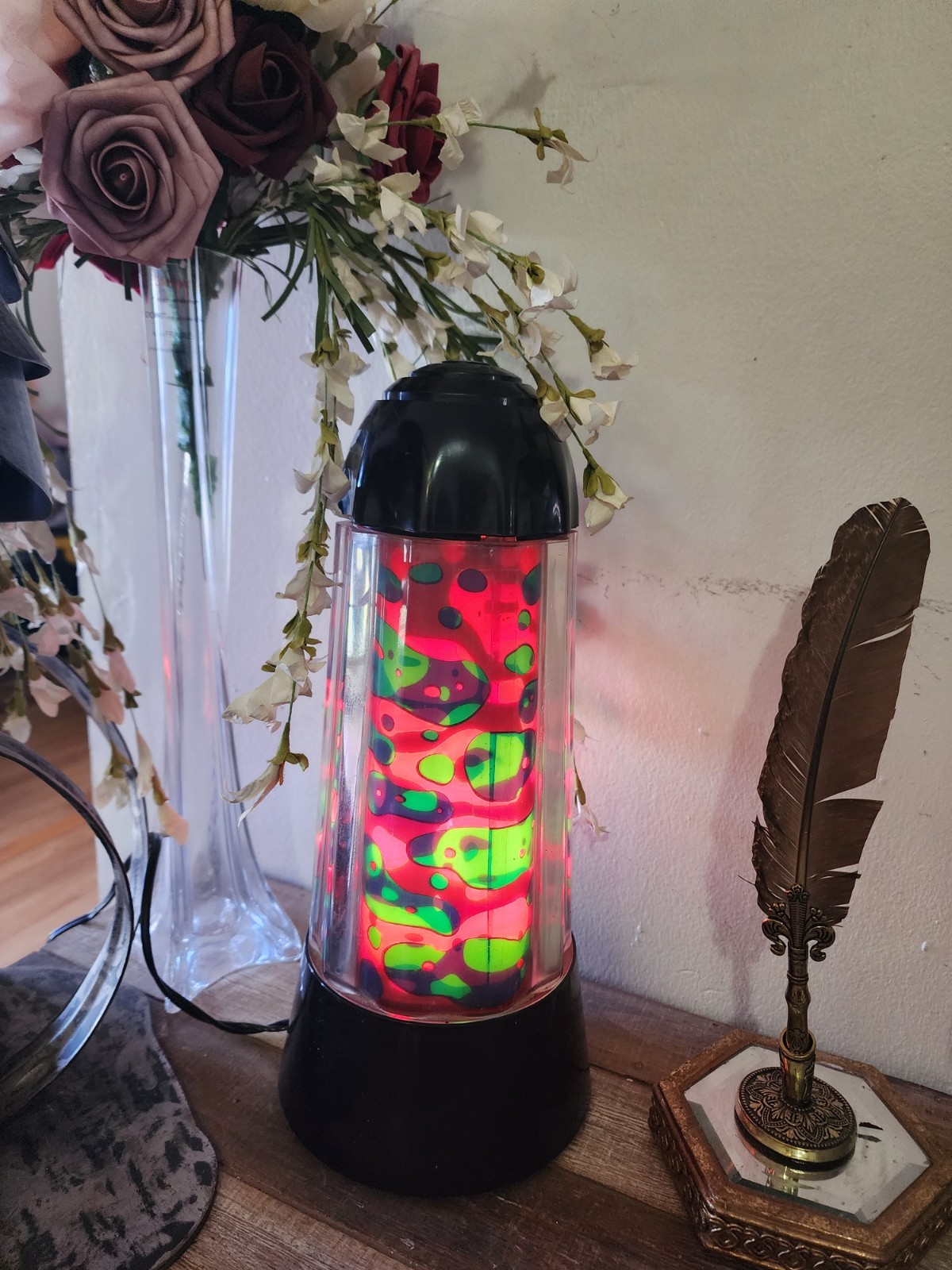 Vintage 1990s Psychedelic Lava Light Rotating Motion Lamp Magma Style Working