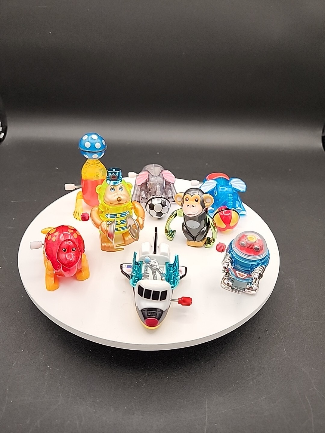 Tomy Wind-up Toys  2009, Set Of 8