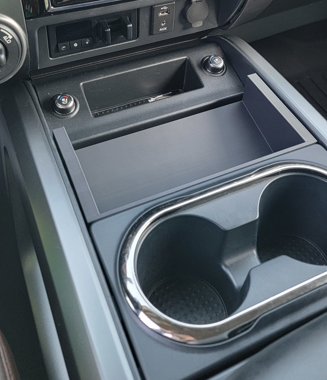 2016-2024 Nissan Titan Front Center Console Storage | Cell Phone Holder