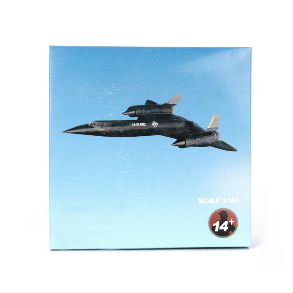 Blackbird SR-71 Alloy Fighter 1:144 Aircraft Model Simulation Military Ornament